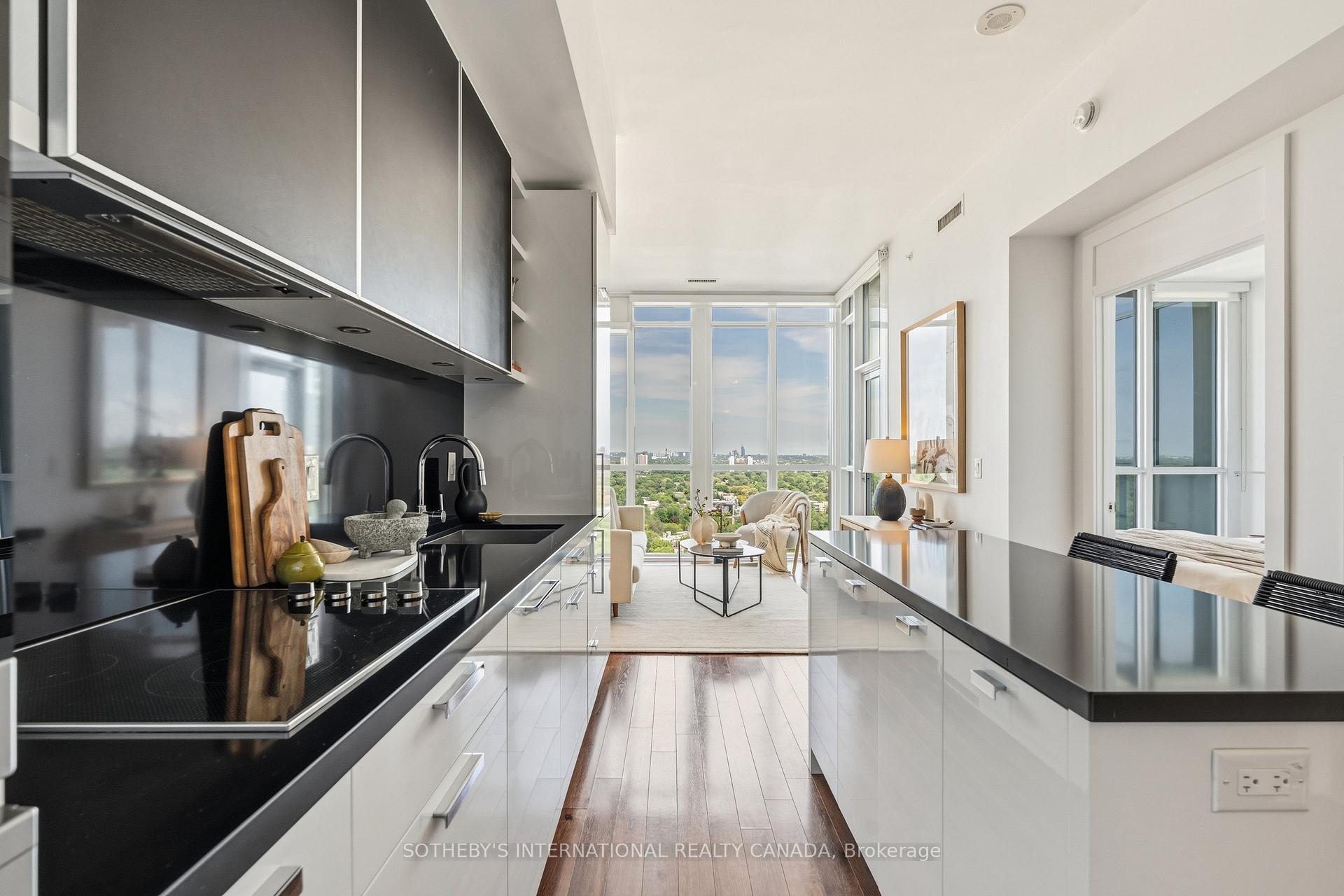 Photo 3 of Unit 2604, 32 Davenport Road, Toronto, The Annex — HOMEH