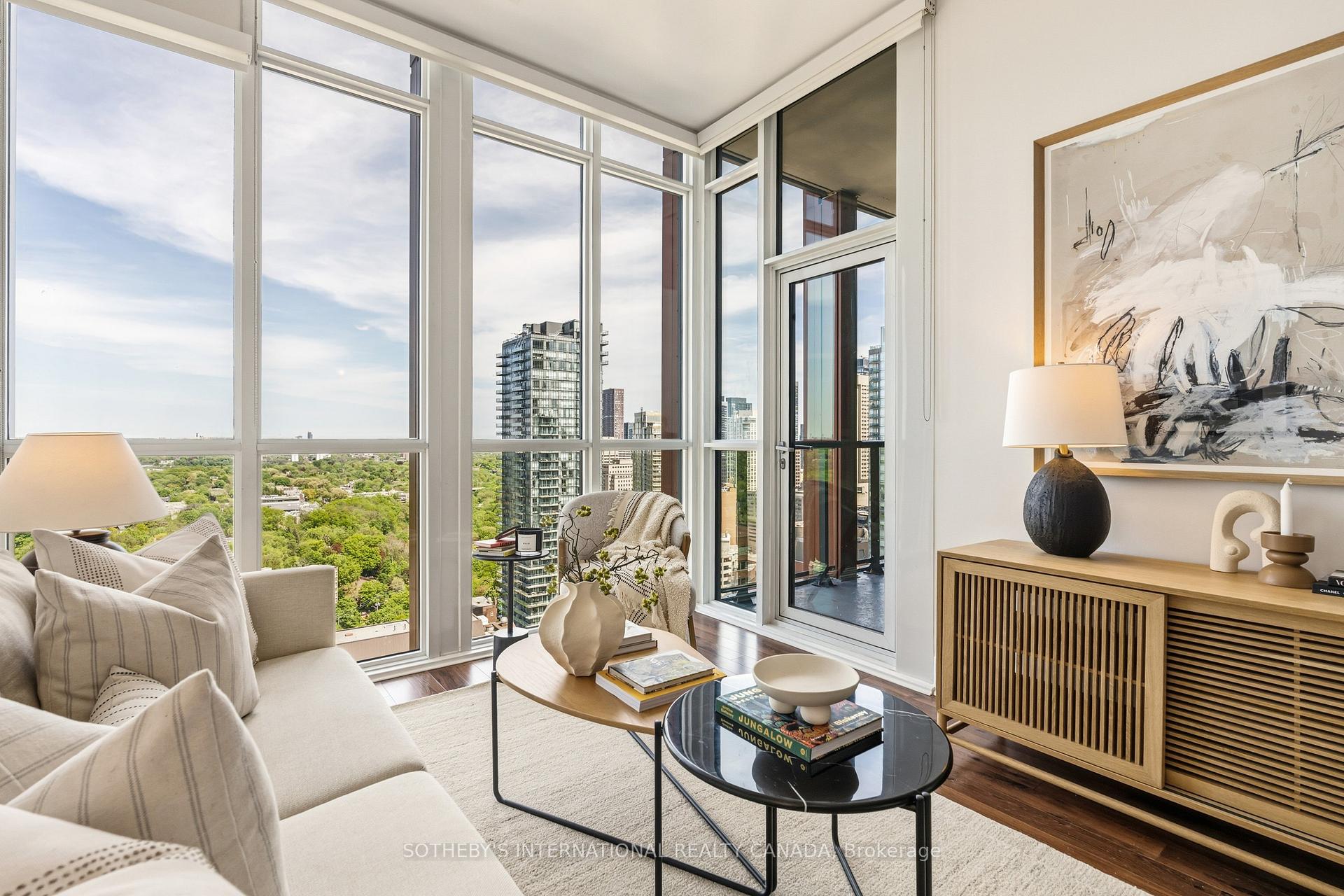 Photo 6 of Unit 2604, 32 Davenport Road, Toronto, The Annex — HOMEH