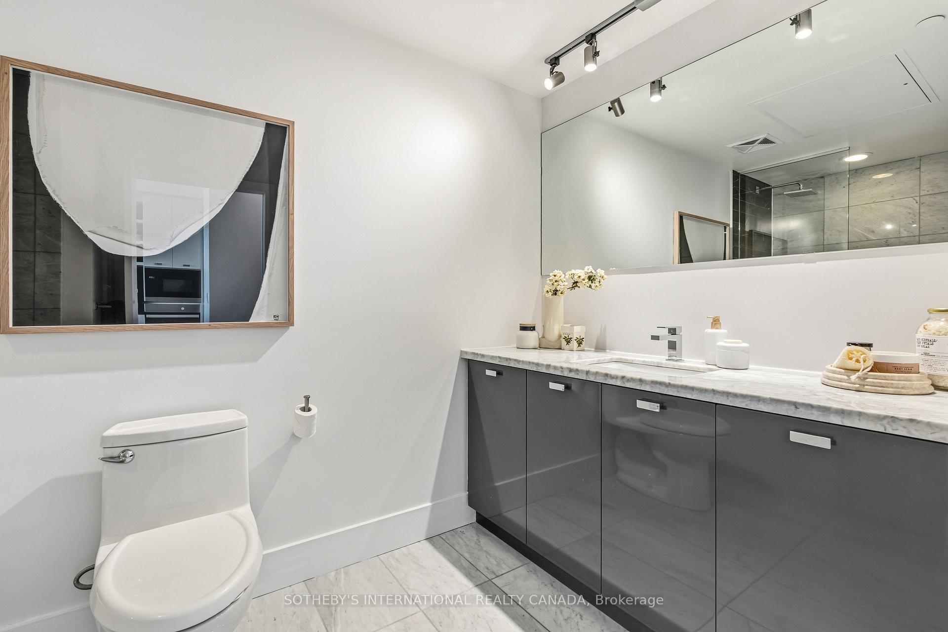 Photo 8 of Unit 2604, 32 Davenport Road, Toronto, The Annex — HOMEH