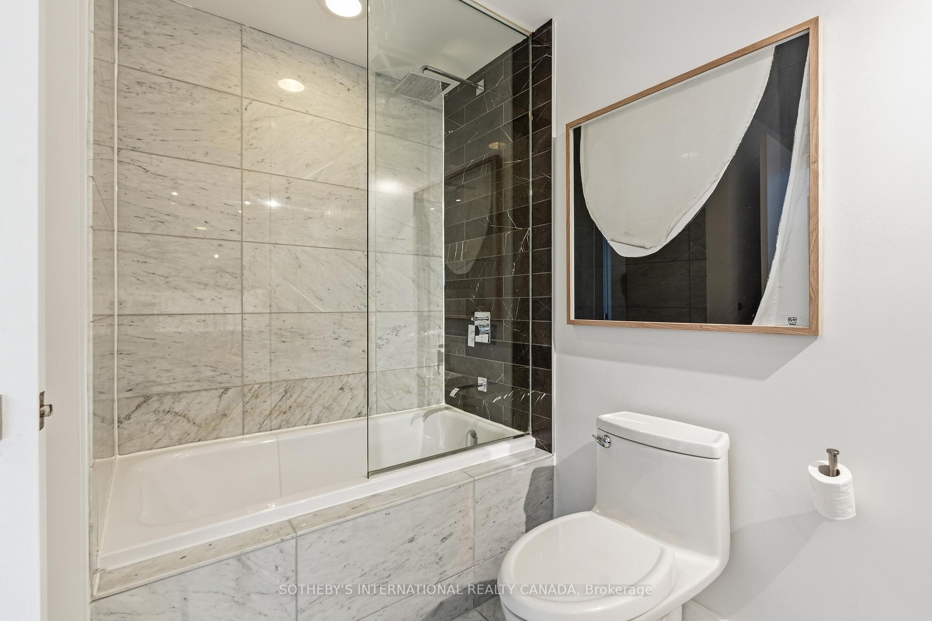 Photo 9 of Unit 2604, 32 Davenport Road, Toronto, The Annex — HOMEH