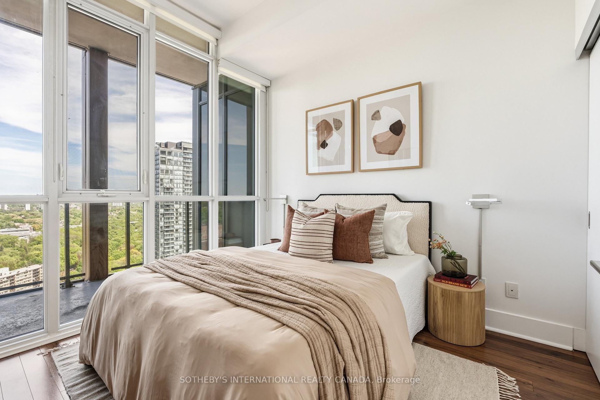 Photo 10 of Unit 2604, 32 Davenport Road, Toronto, The Annex — HOMEH