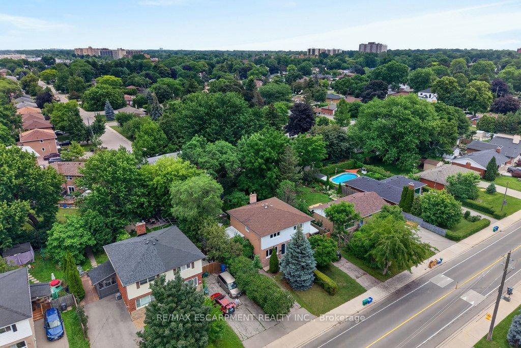 Photo 35 of 795 Drury Lane, Burlington, Brant — HOMEH