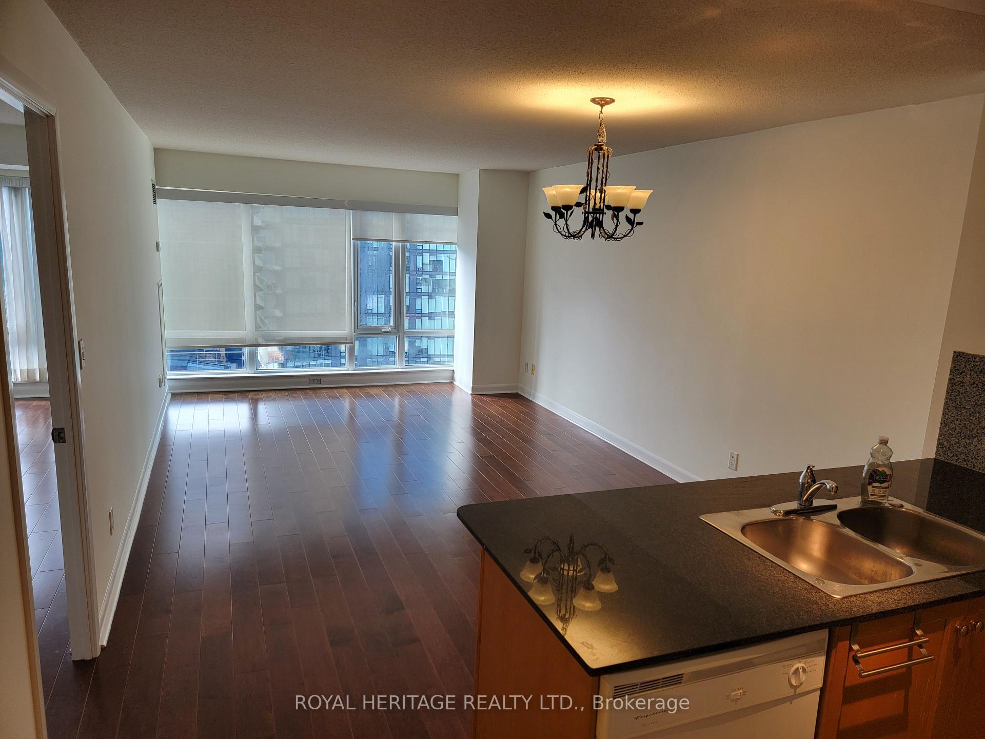 Photo 5 of Unit 2307, 210 Victoria Street, Toronto, Church-Yonge Corridor — HOMEH