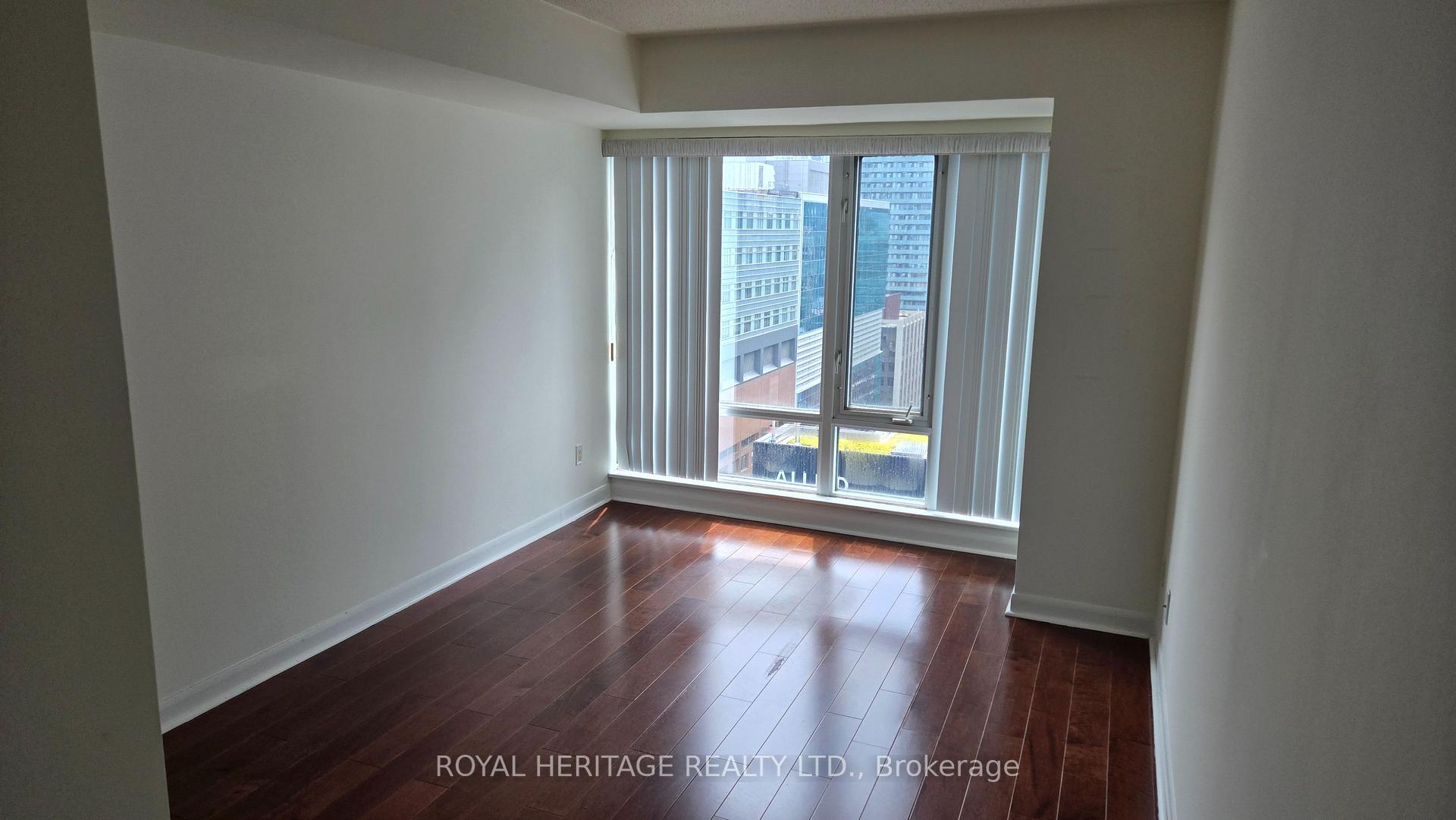 Photo 8 of Unit 2307, 210 Victoria Street, Toronto, Church-Yonge Corridor — HOMEH