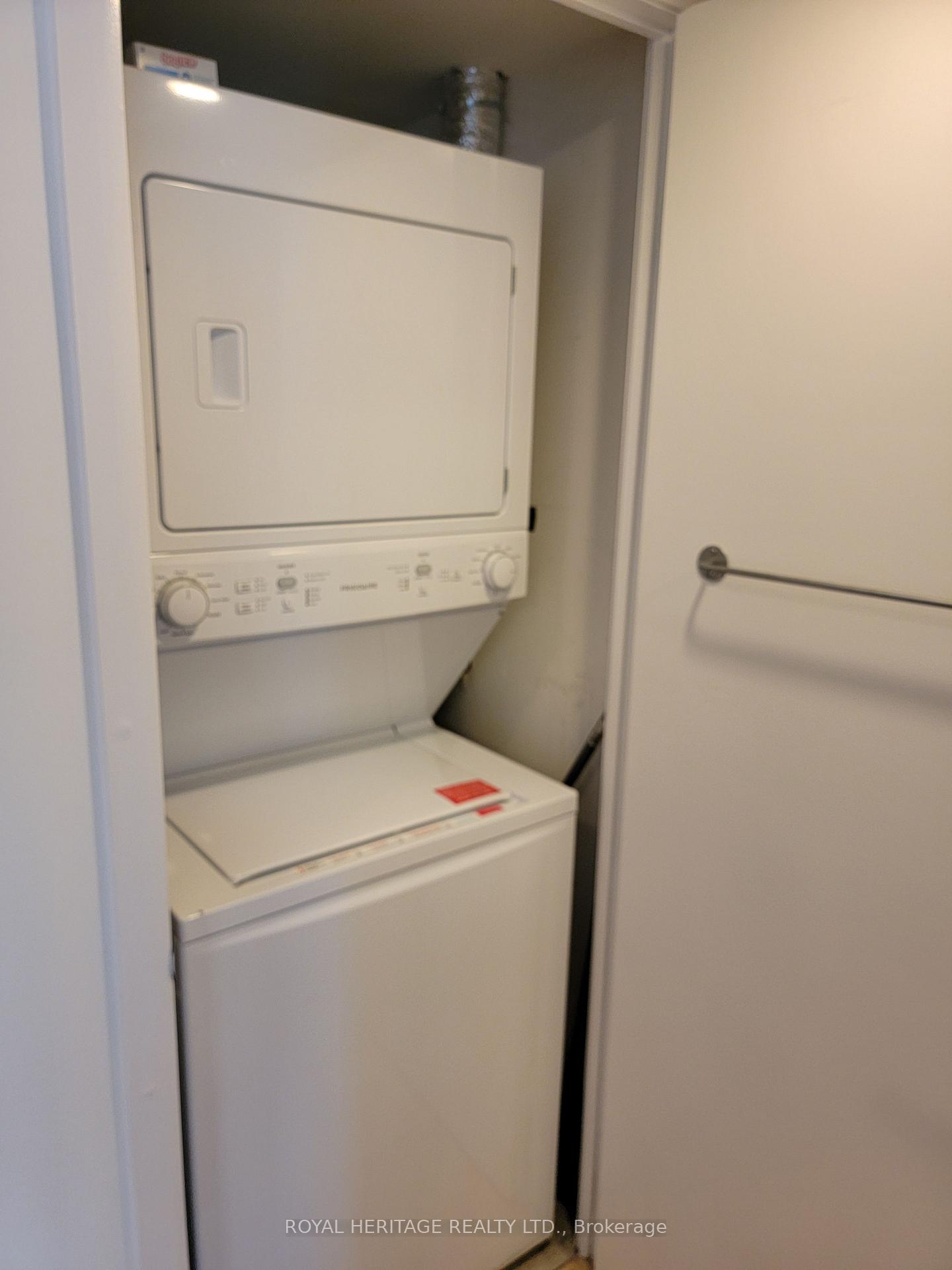 Photo 12 of Unit 2307, 210 Victoria Street, Toronto, Church-Yonge Corridor — HOMEH