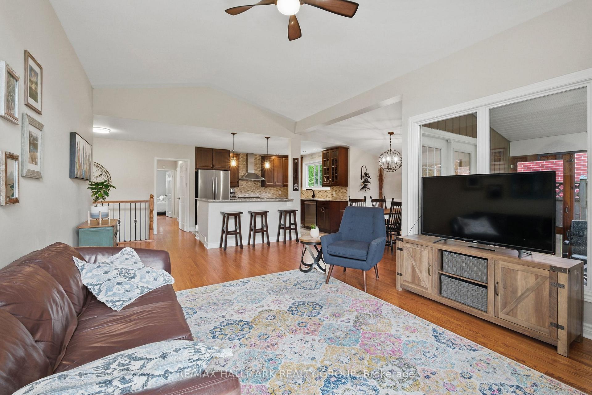 Photo 8 of 155 Banning Road, Ottawa, Kanata - Glencairn/Hazeldean — HOMEH