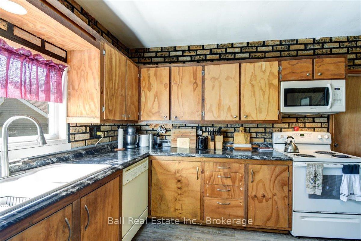 Photo 14 of 21819 Highway 62, Limerick — HOMEH