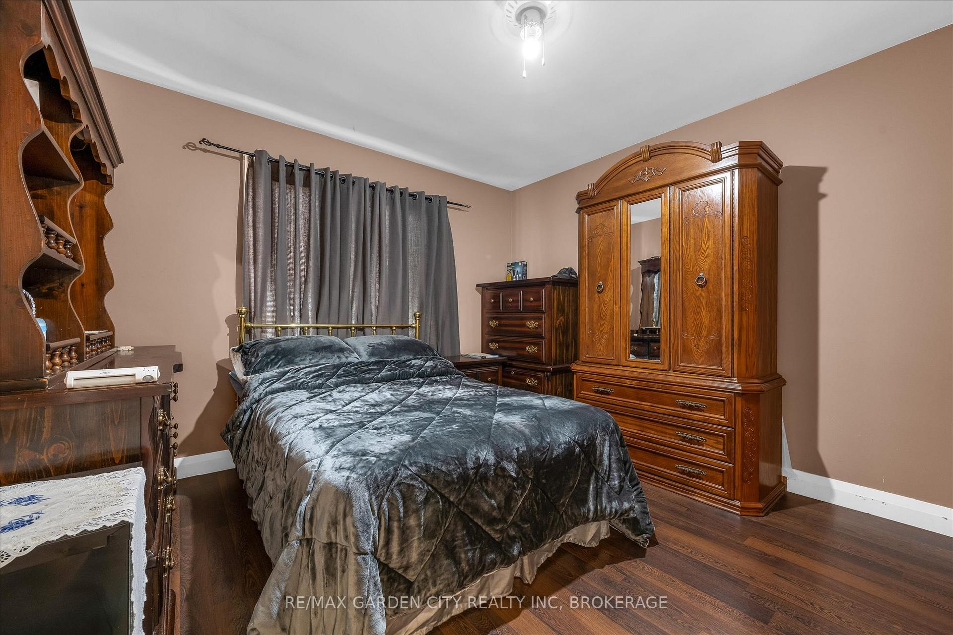 Photo 8 of 165 Pine Street S, Thorold, Thorold Downtown — HOMEH