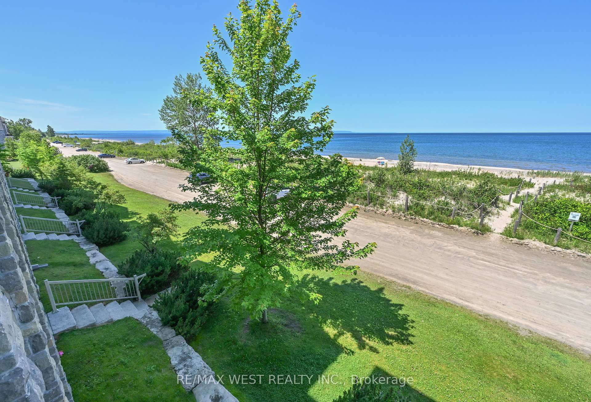 Photo 13 of Unit 212, 764 River Road E, Wasaga Beach — HOMEH