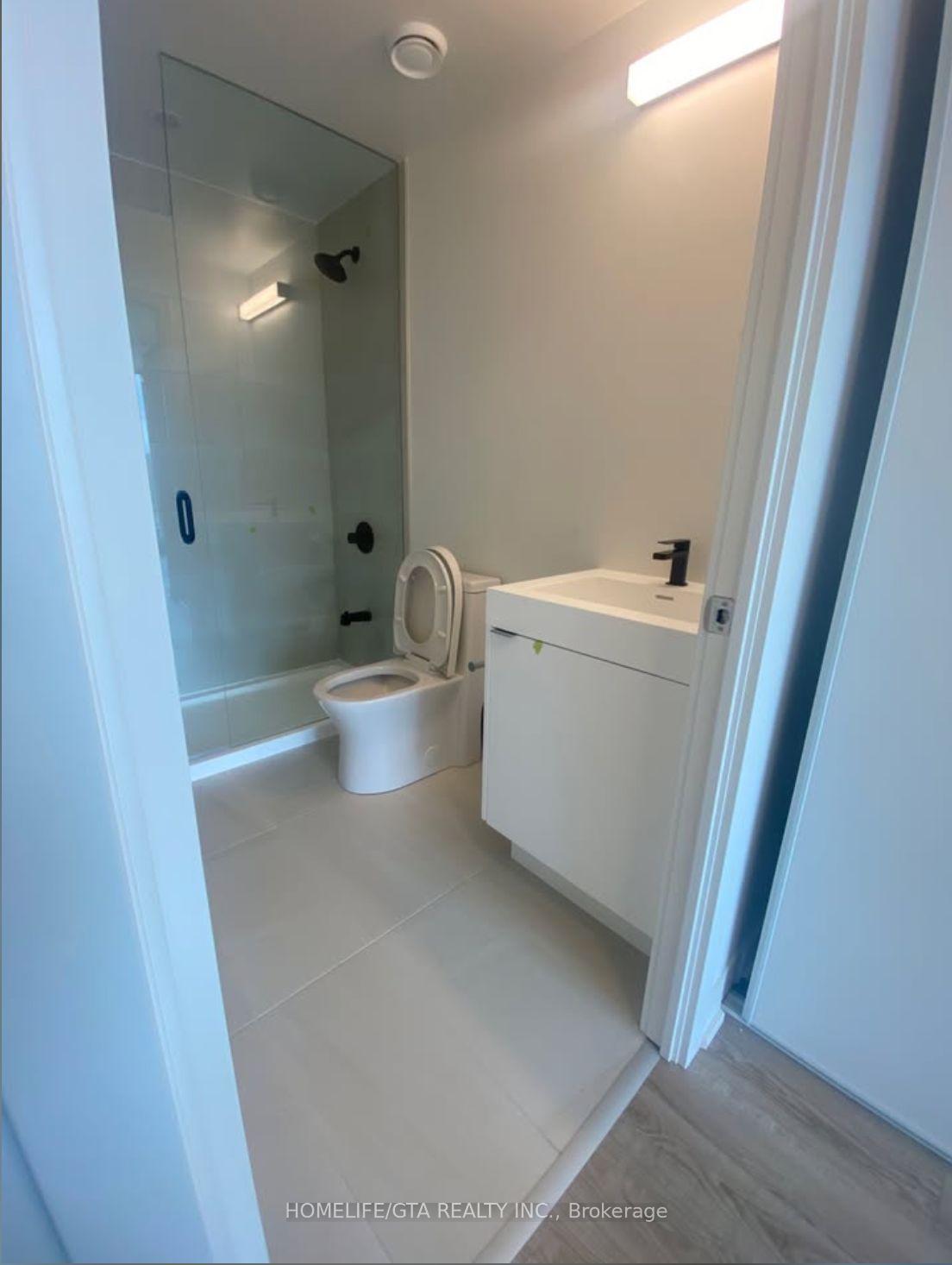 Photo 4 of Unit 621, 250 Lawrence Avenue W, Toronto, Lawrence Park North — HOMEH