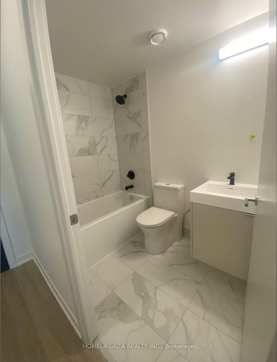 Photo 9 of Unit 621, 250 Lawrence Avenue W, Toronto, Lawrence Park North — HOMEH