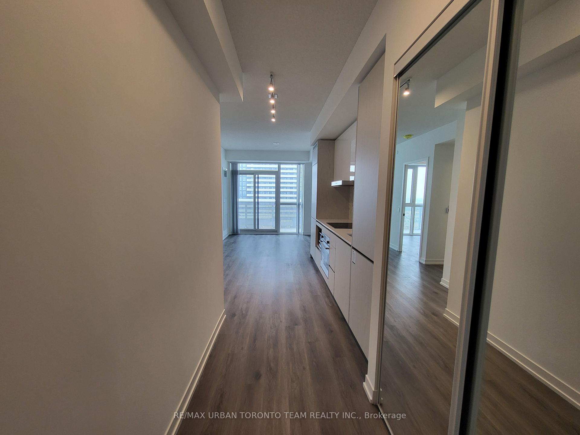 Photo 2 of Unit 801, 28 Interchange Way, Vaughan, Vaughan Corporate Centre — HOMEH