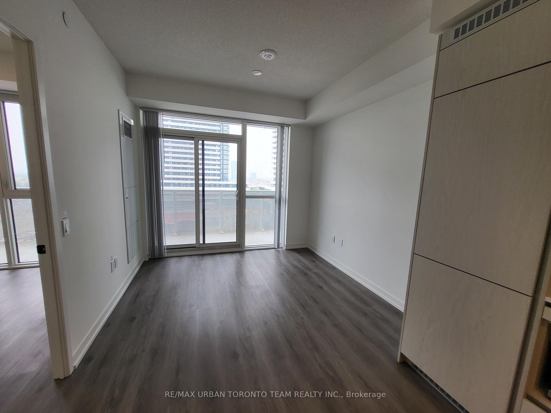 Photo 5 of Unit 801, 28 Interchange Way, Vaughan, Vaughan Corporate Centre — HOMEH