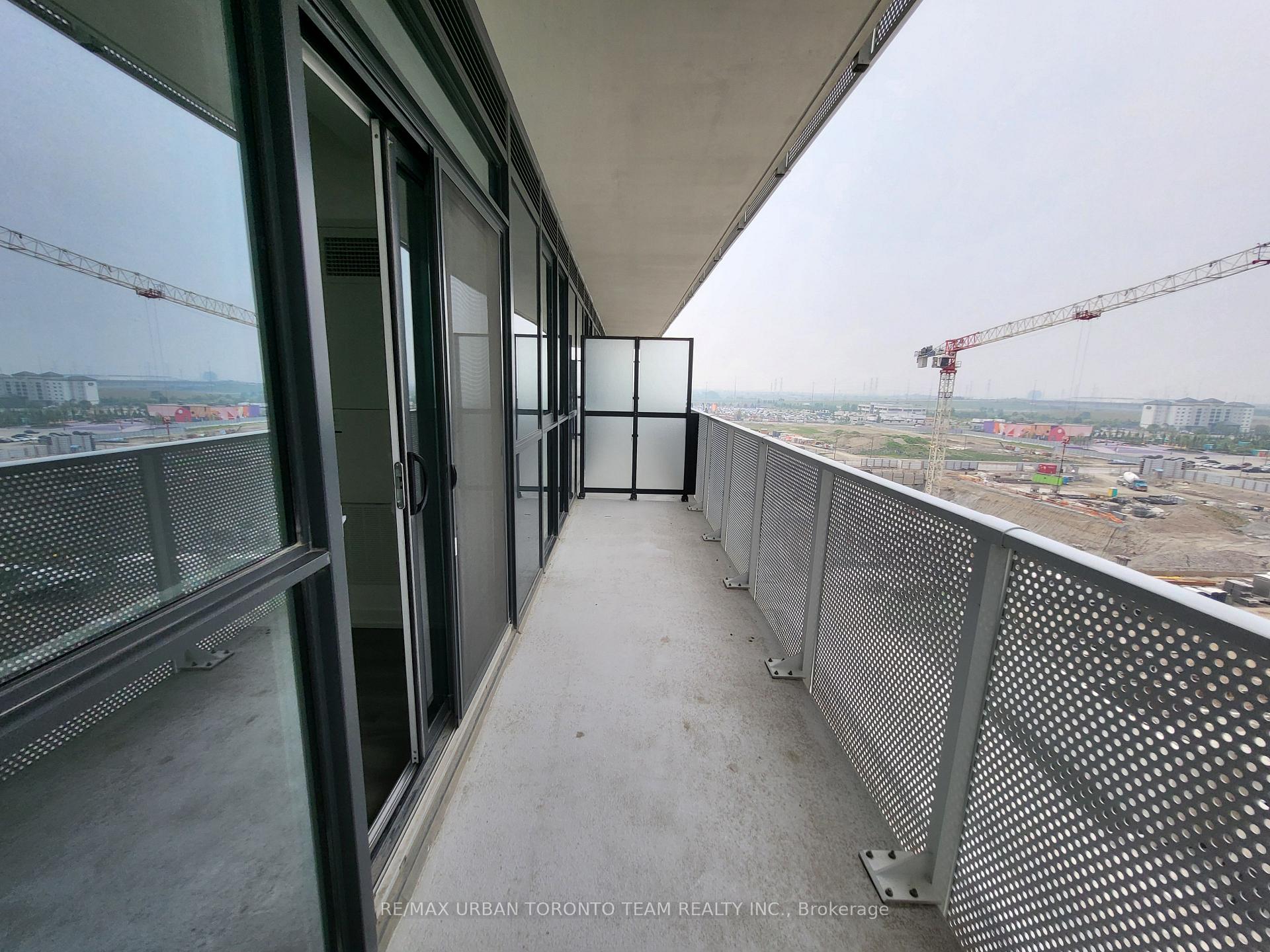Photo 10 of Unit 801, 28 Interchange Way, Vaughan, Vaughan Corporate Centre — HOMEH