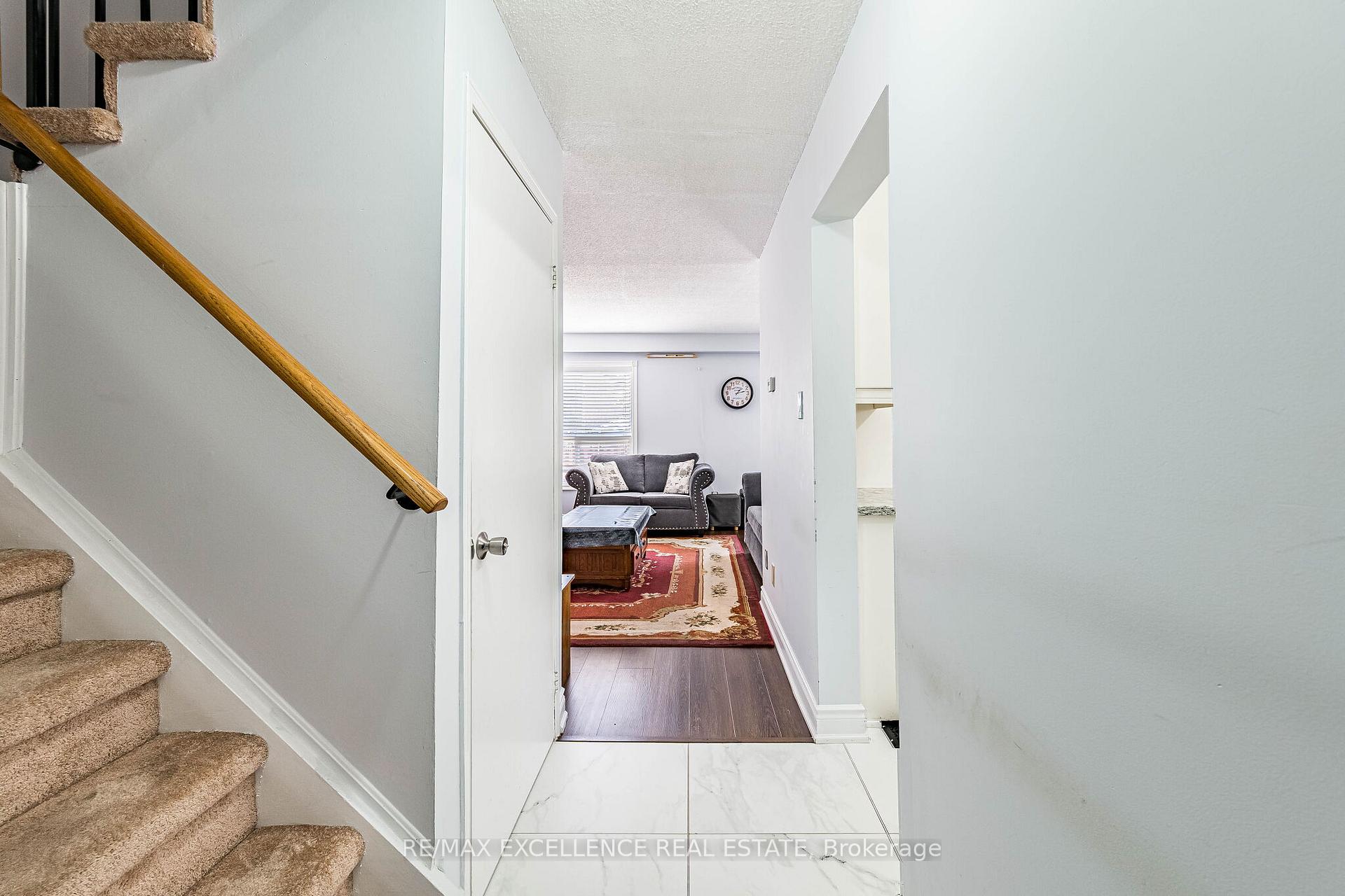 Photo 6 of 6 Stalbridge Avenue, Brampton, Fletcher's Creek South — HOMEH
