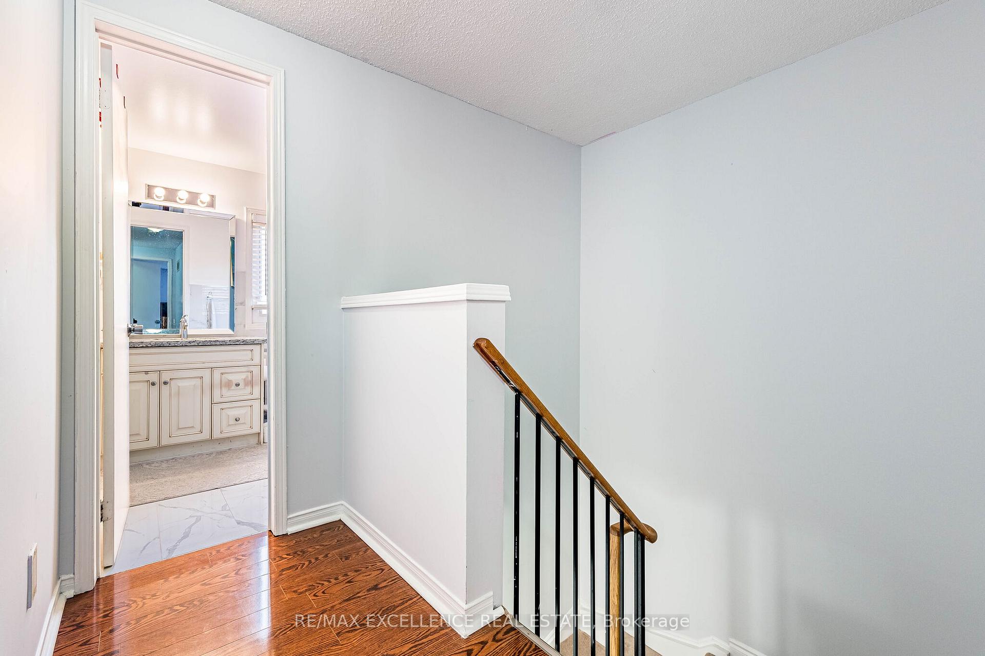 Photo 18 of 6 Stalbridge Avenue, Brampton, Fletcher's Creek South — HOMEH