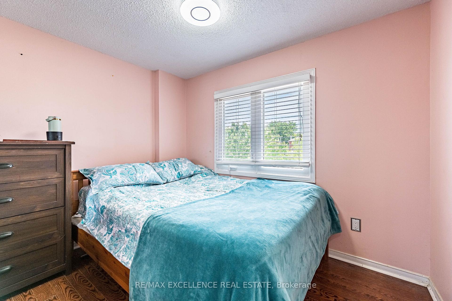 Photo 21 of 6 Stalbridge Avenue, Brampton, Fletcher's Creek South — HOMEH
