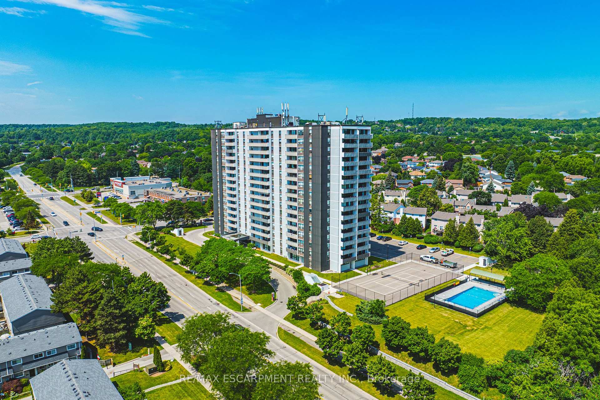 Photo 1 of Unit 1504, 2055 Upper Middle Road, Burlington, Brant Hills — HOMEH