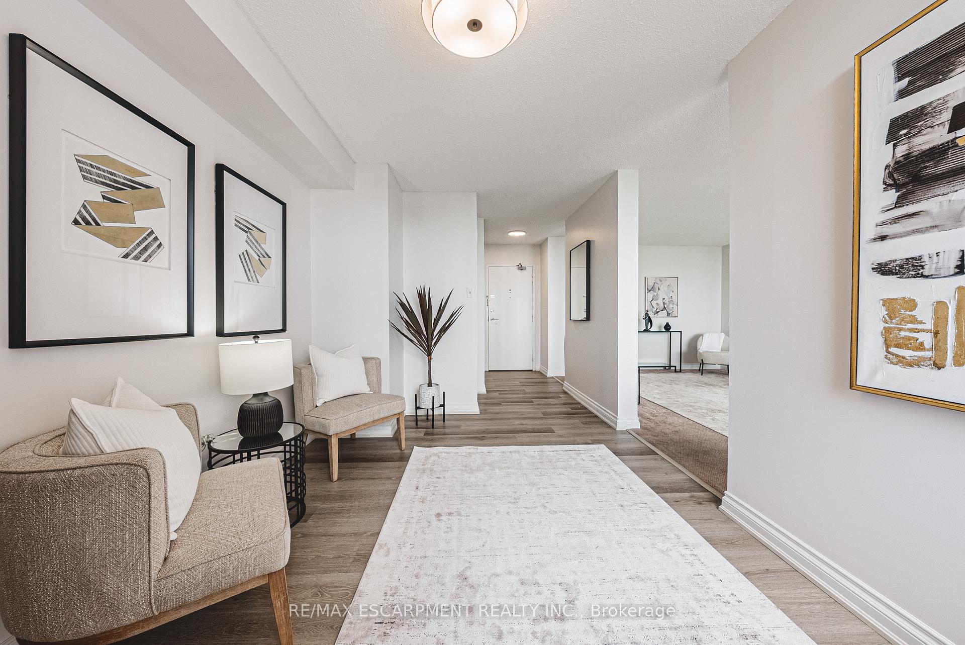 Photo 13 of Unit 1504, 2055 Upper Middle Road, Burlington, Brant Hills — HOMEH