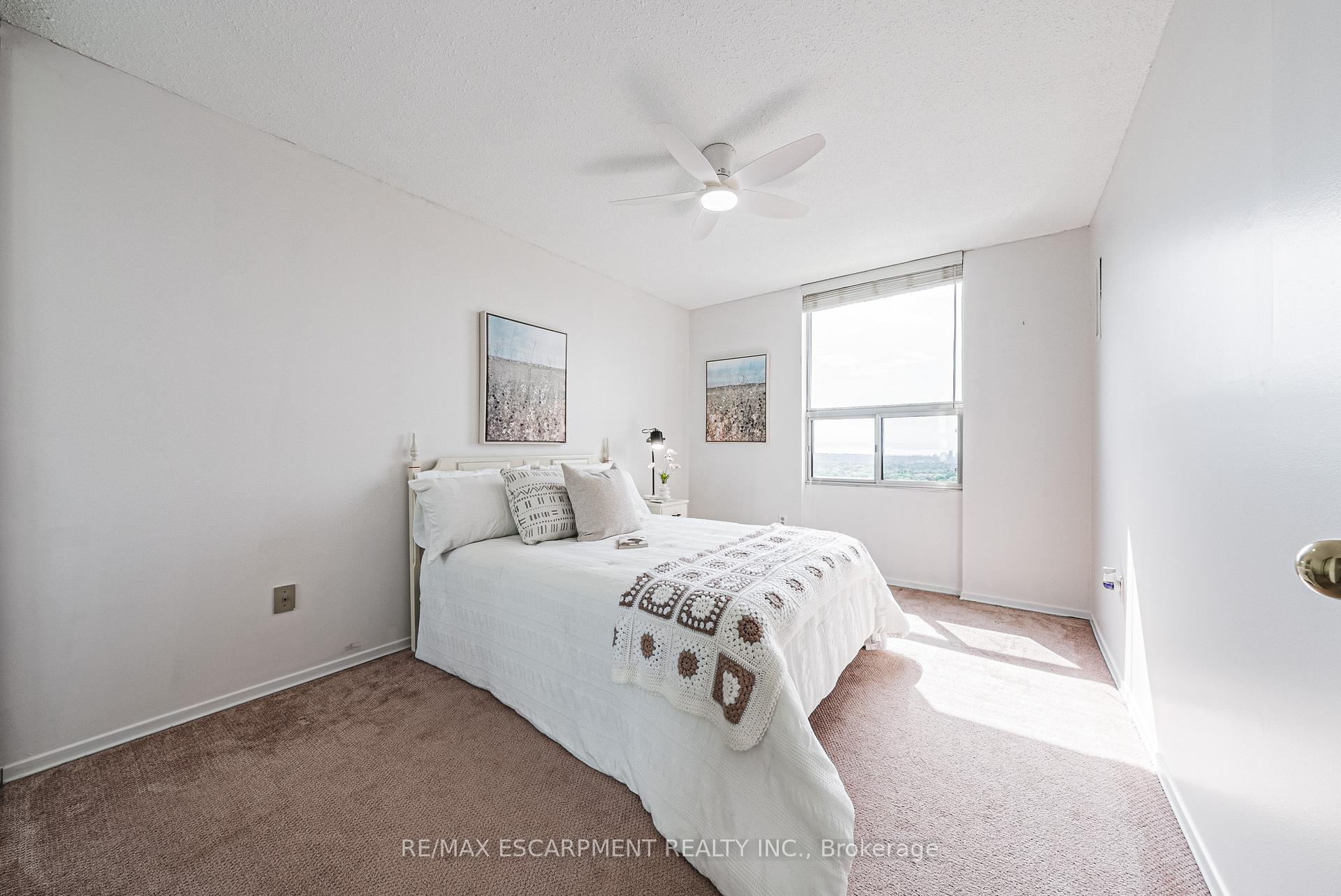 Photo 14 of Unit 1504, 2055 Upper Middle Road, Burlington, Brant Hills — HOMEH