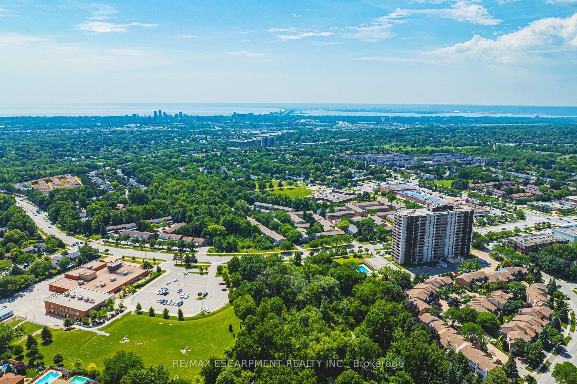 Photo 26 of Unit 1504, 2055 Upper Middle Road, Burlington, Brant Hills — HOMEH
