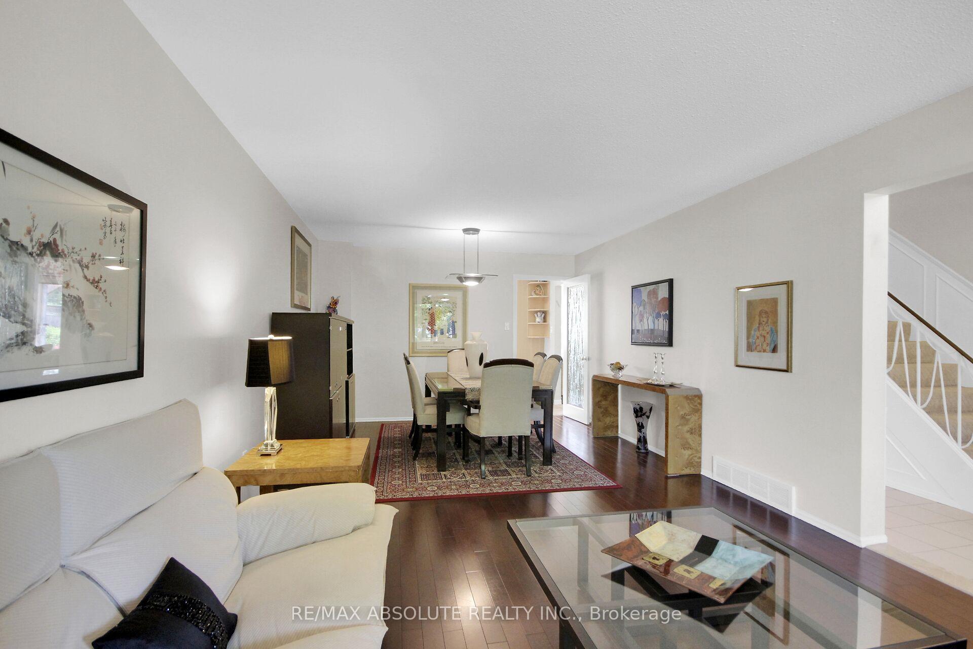 Photo 5 of 79 Shoreham Avenue, Ottawa, Craig Henry/Woodvale — HOMEH