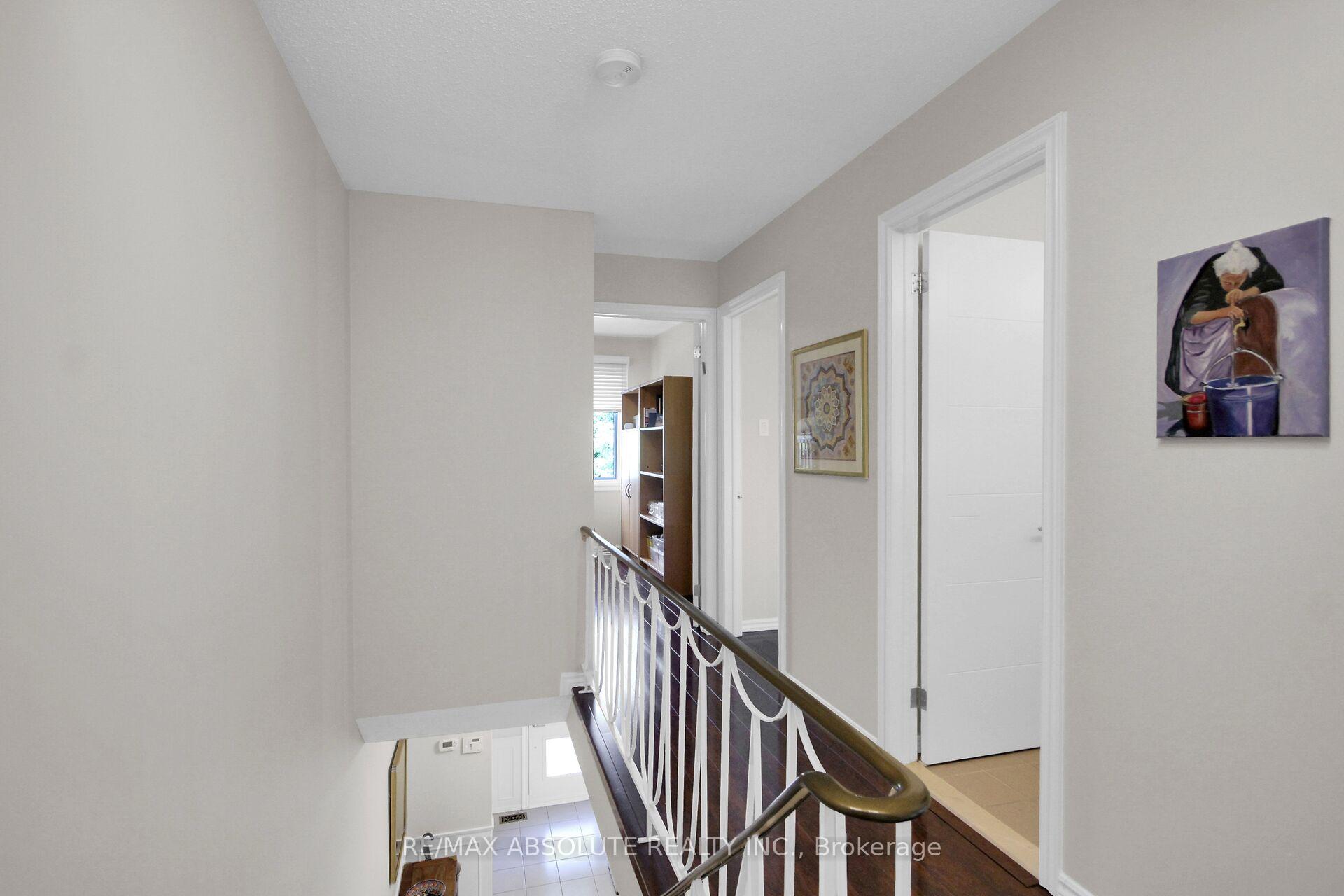 Photo 18 of 79 Shoreham Avenue, Ottawa, Craig Henry/Woodvale — HOMEH