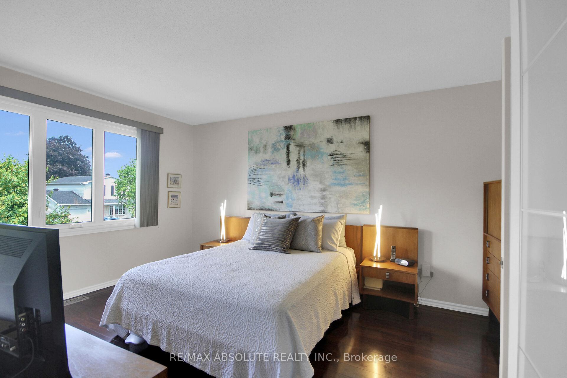 Photo 21 of 79 Shoreham Avenue, Ottawa, Craig Henry/Woodvale — HOMEH