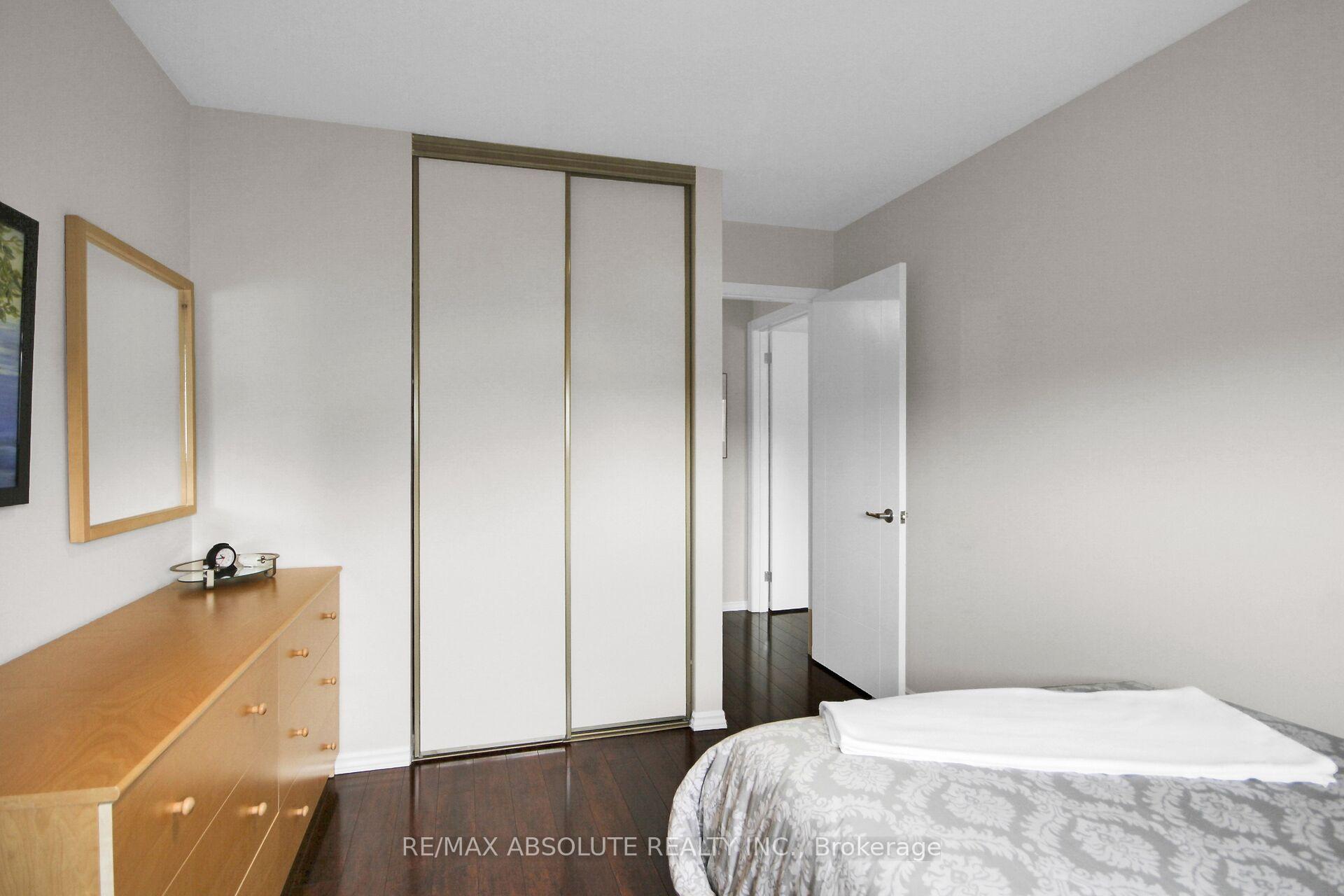 Photo 27 of 79 Shoreham Avenue, Ottawa, Craig Henry/Woodvale — HOMEH