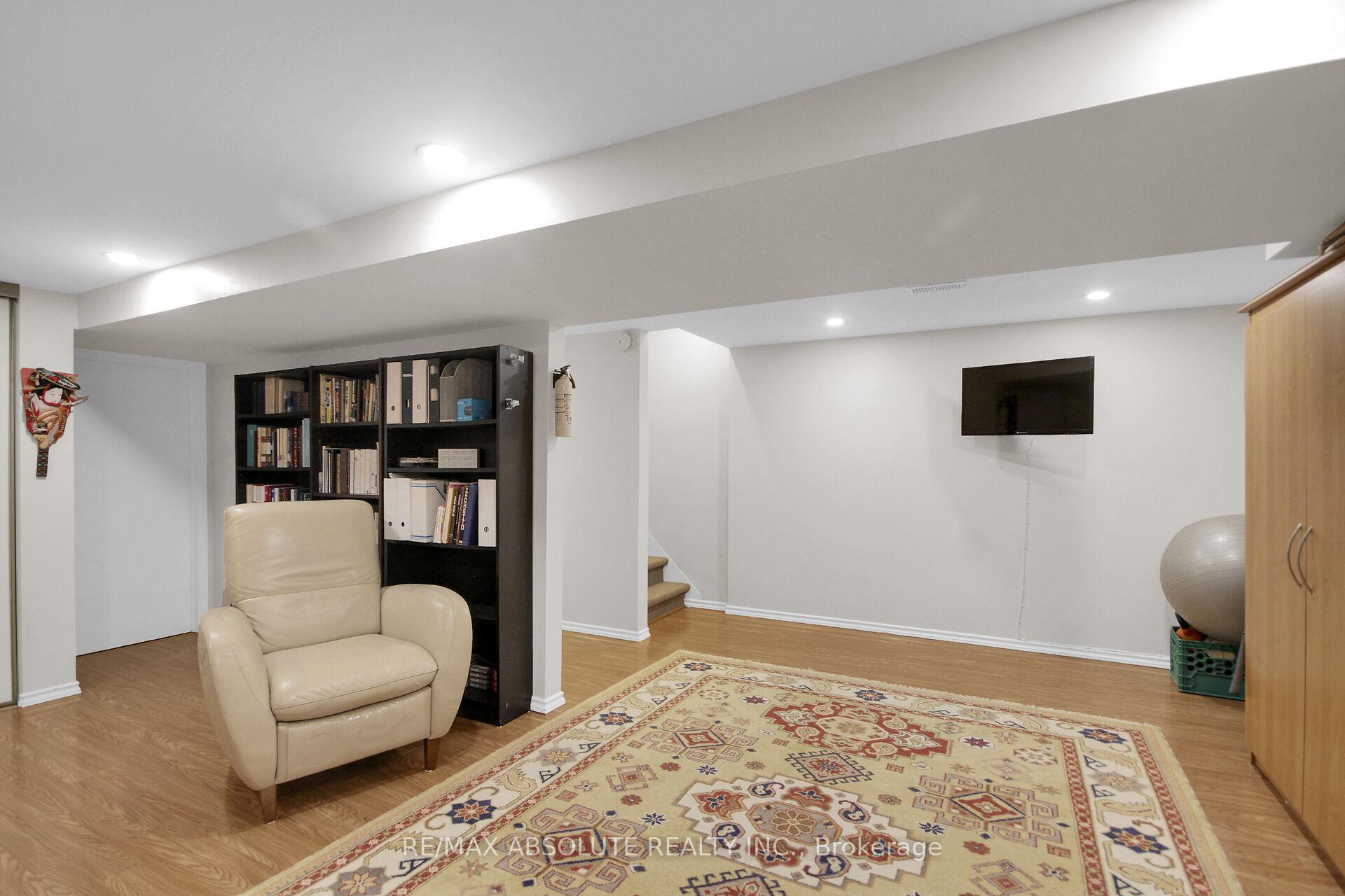 Photo 28 of 79 Shoreham Avenue, Ottawa, Craig Henry/Woodvale — HOMEH