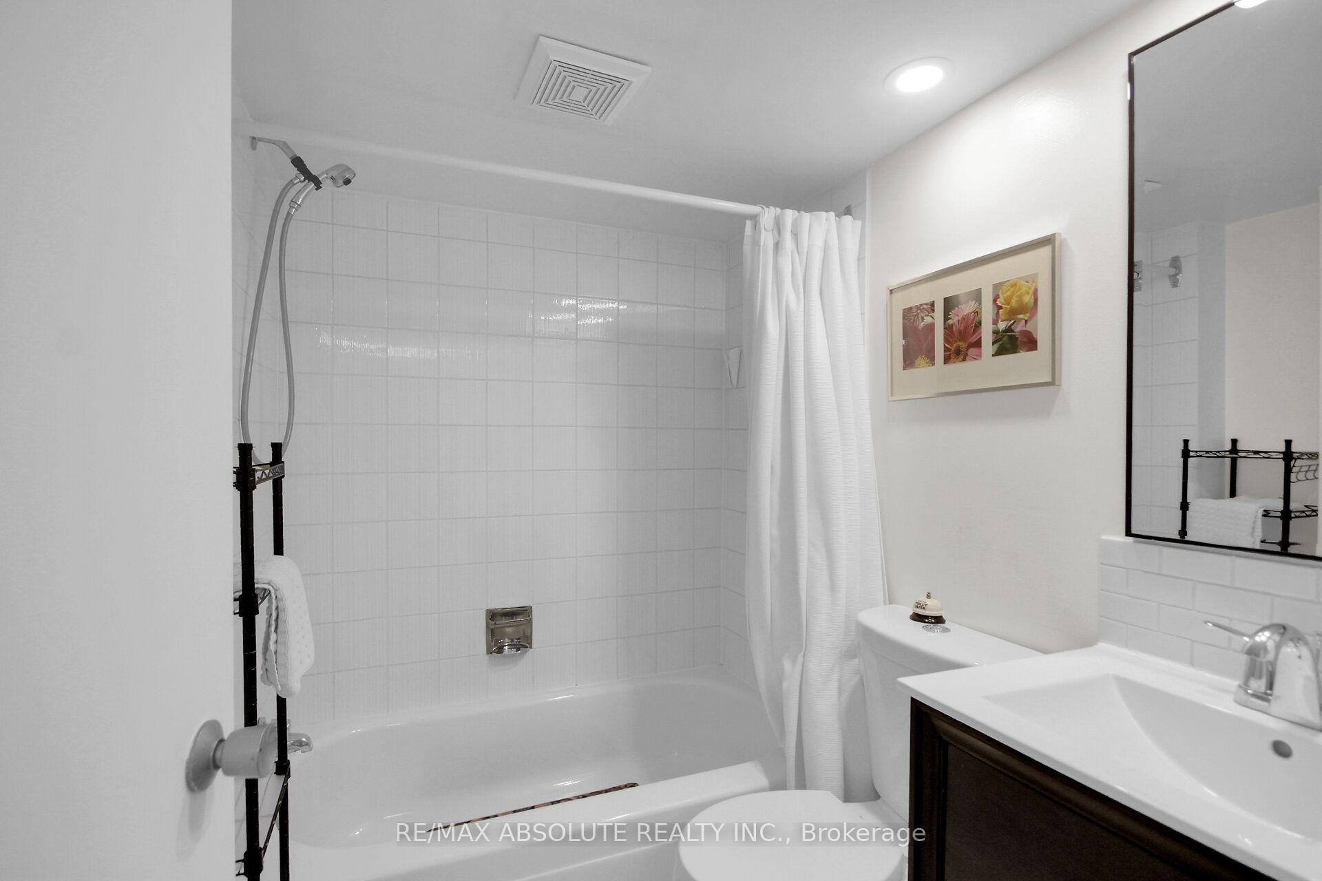 Photo 33 of 79 Shoreham Avenue, Ottawa, Craig Henry/Woodvale — HOMEH