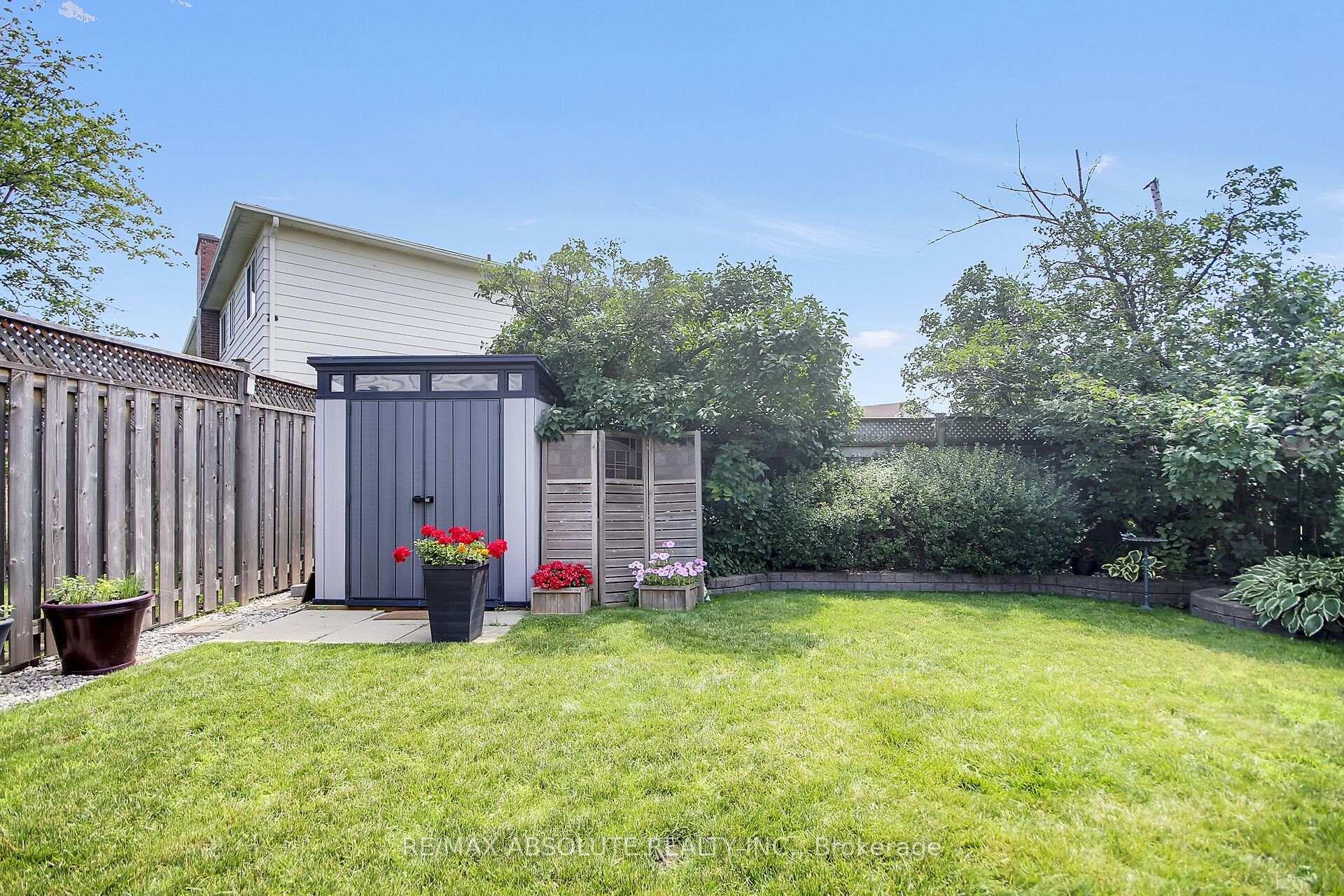 Photo 35 of 79 Shoreham Avenue, Ottawa, Craig Henry/Woodvale — HOMEH