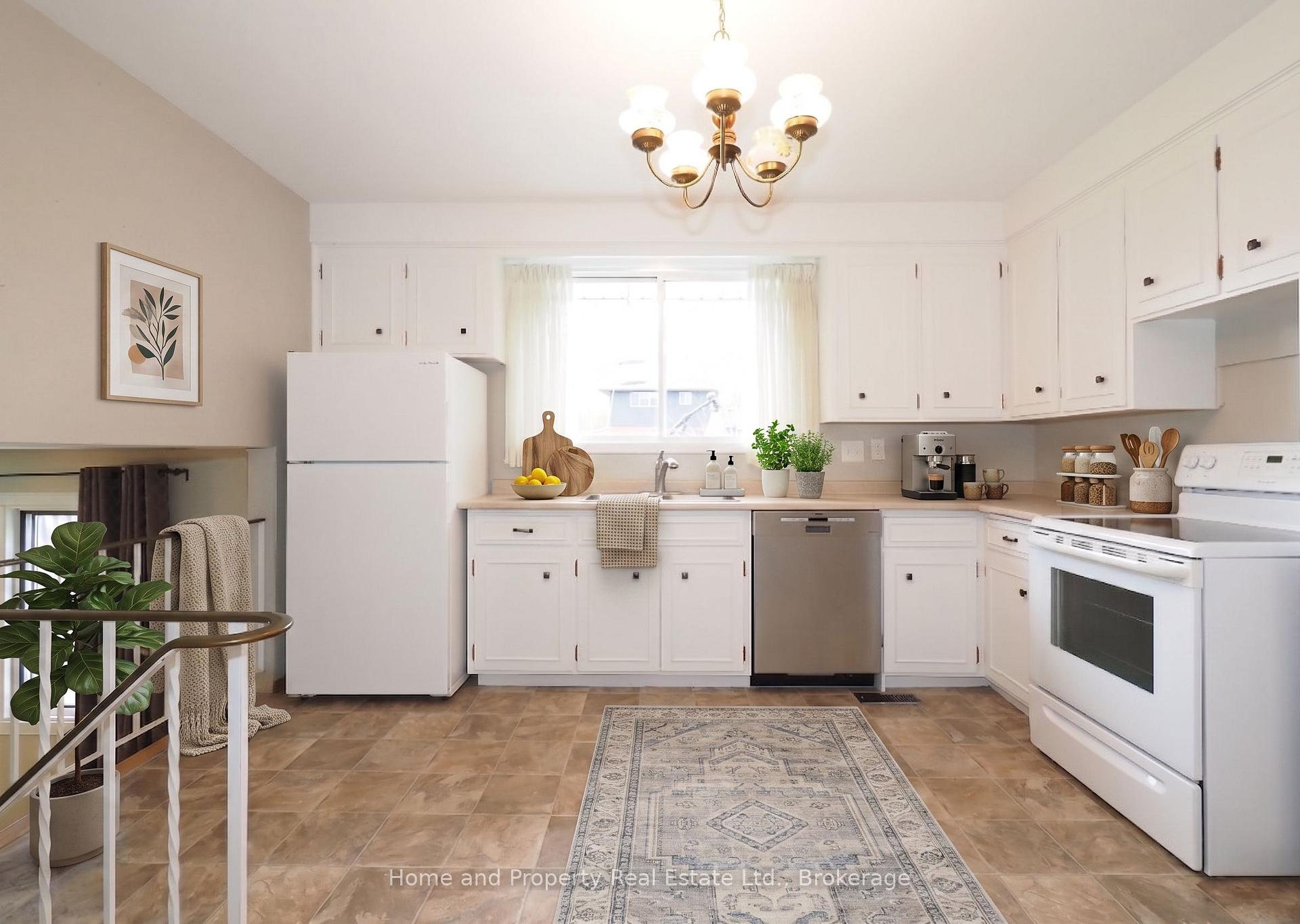 Photo 19 of 76 Cloverdale Crescent, Kitchener, Forest Hill — HOMEH