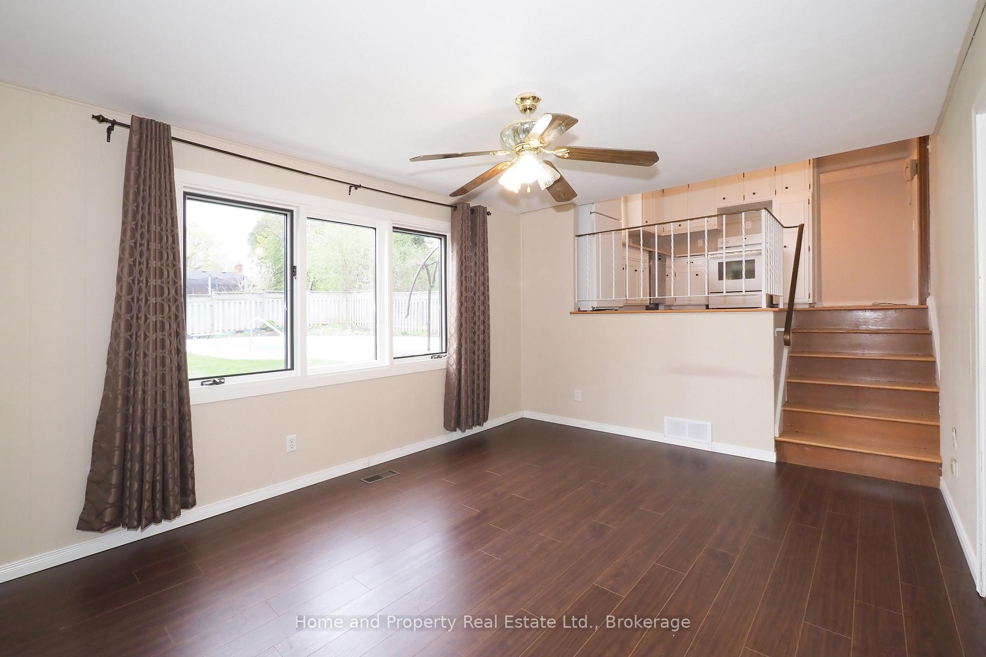 Photo 21 of 76 Cloverdale Crescent, Kitchener, Forest Hill — HOMEH