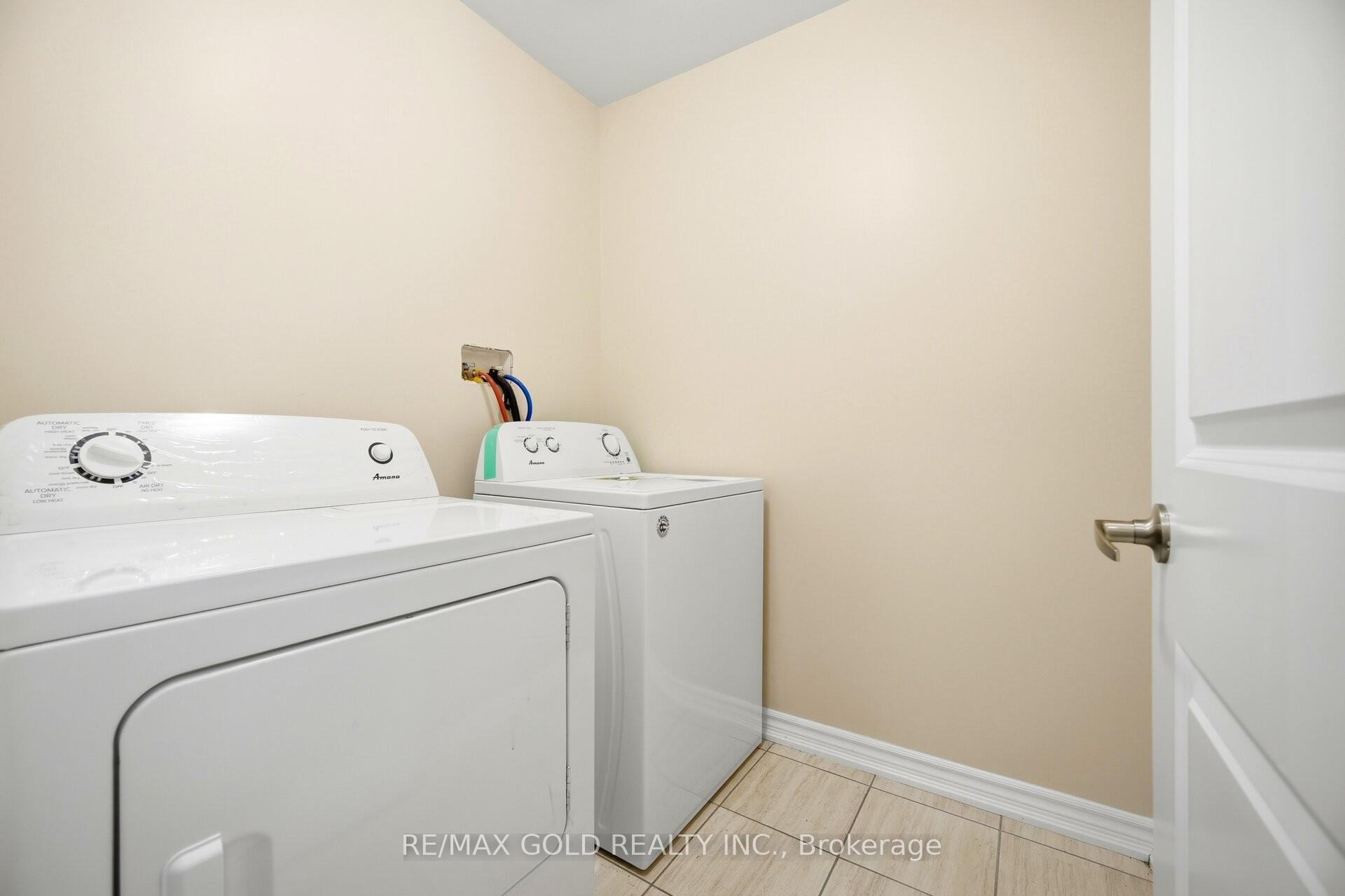 Photo 20 of 52 Savino Drive, Brampton, Heart Lake West — HOMEH