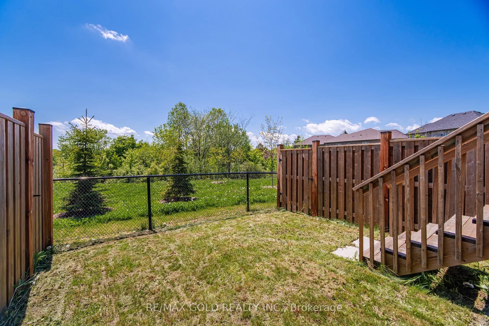 Photo 25 of 52 Savino Drive, Brampton, Heart Lake West — HOMEH