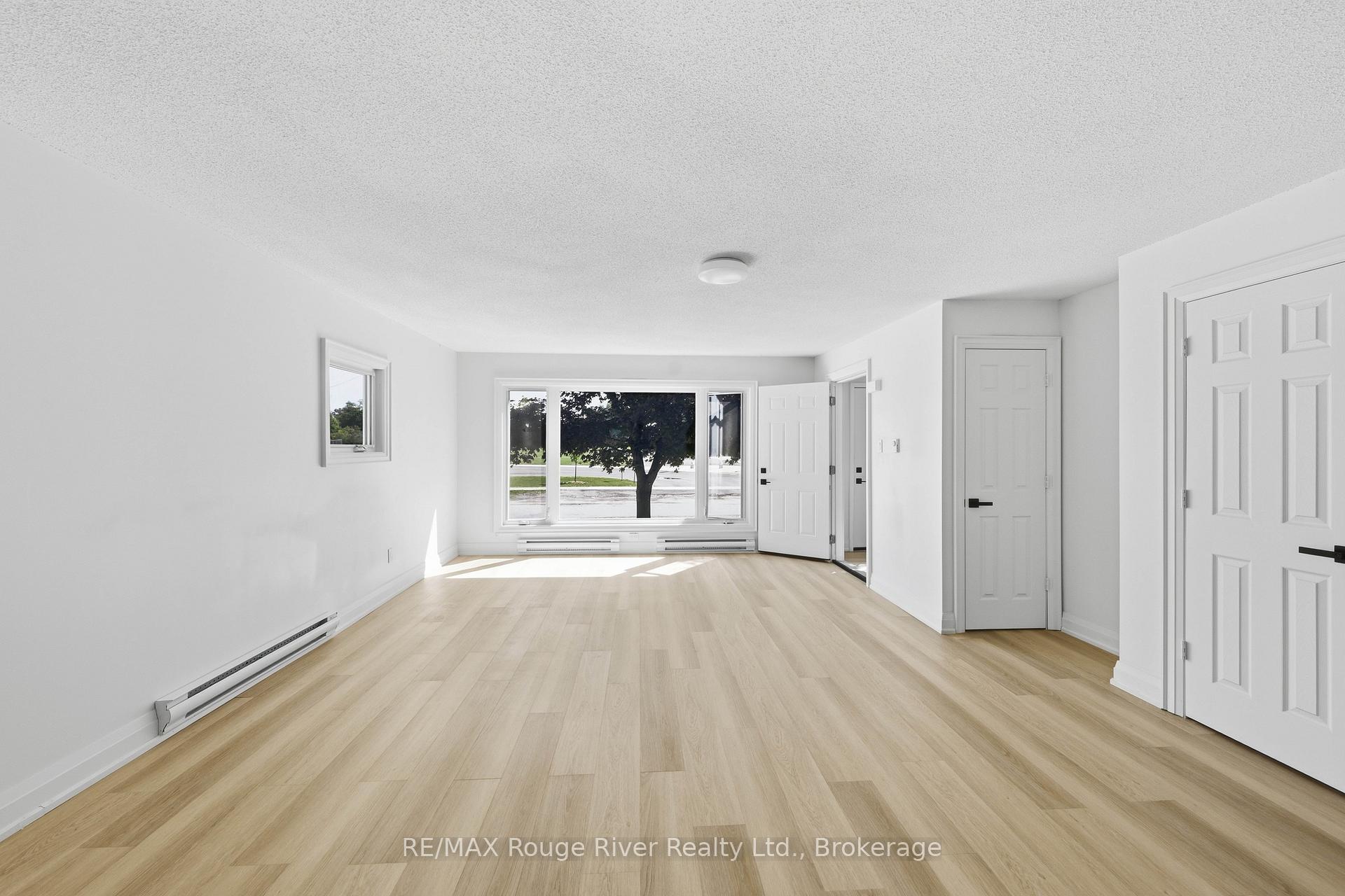 Photo 5 of Unit Unit B, 144 Macdonald Avenue, Belleville, Belleville Ward — HOMEH