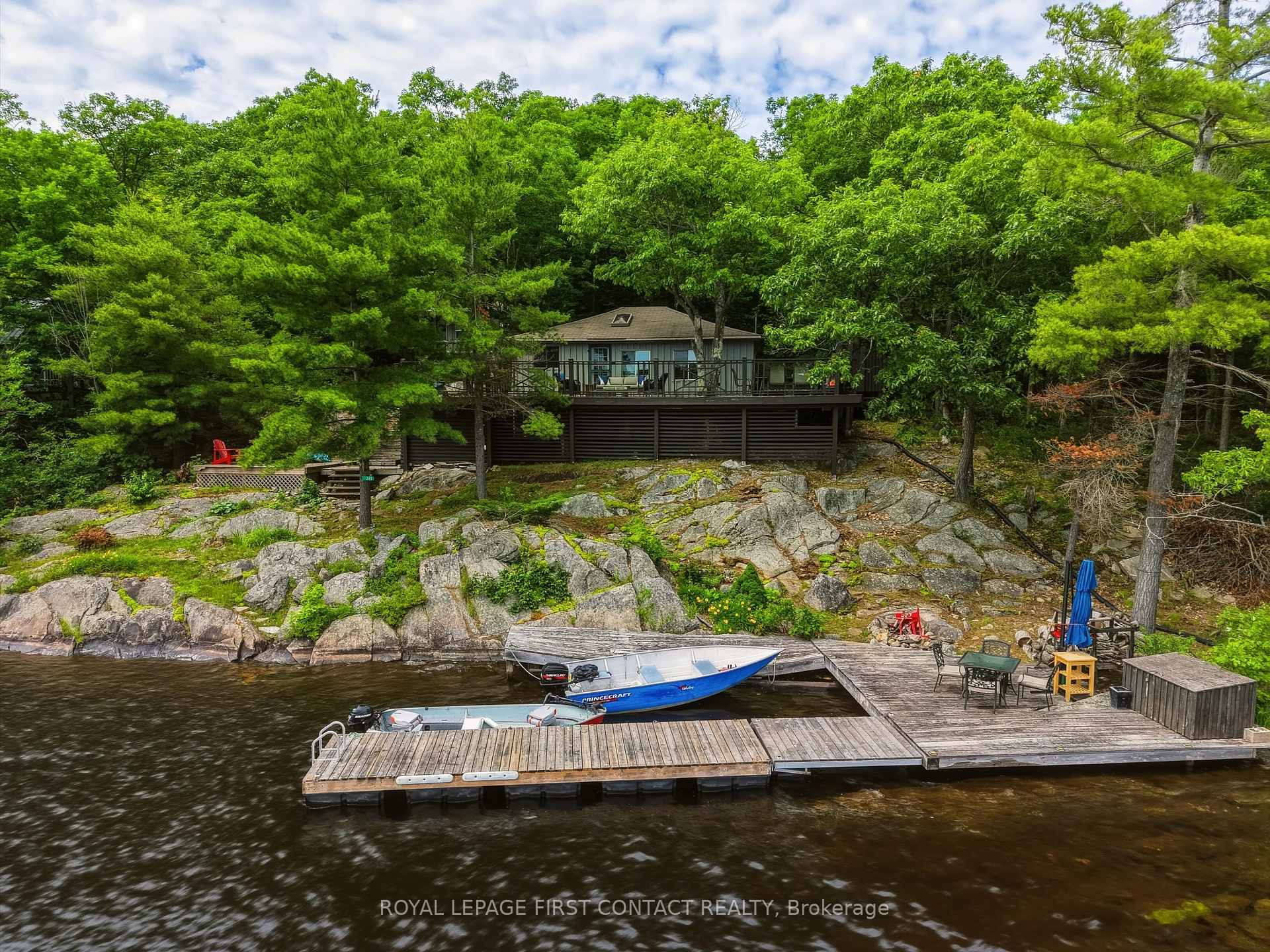 Photo 3 of 321 Healey Lake, The Archipelago, Archipelago South — HOMEH