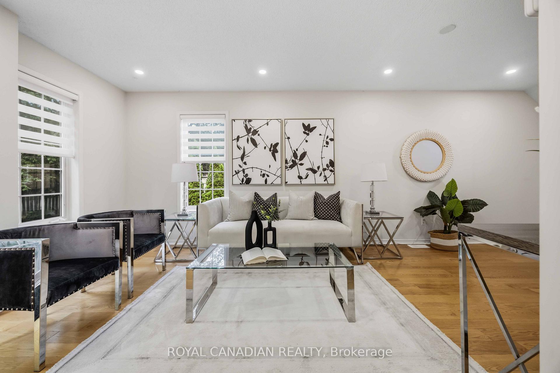 Photo 12 of 137 Stokely Crescent, Whitby, Downtown Whitby — HOMEH