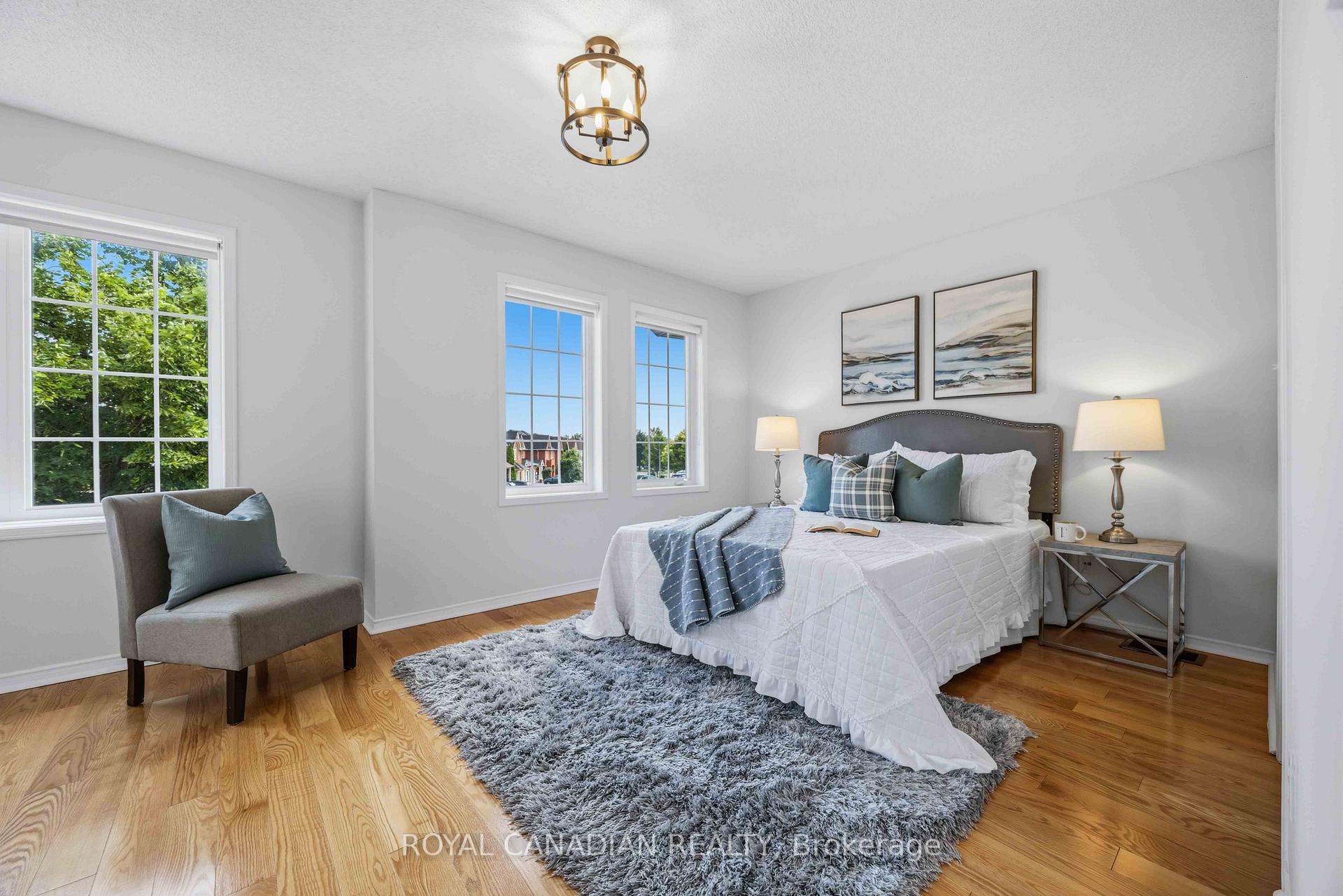 Photo 25 of 137 Stokely Crescent, Whitby, Downtown Whitby — HOMEH