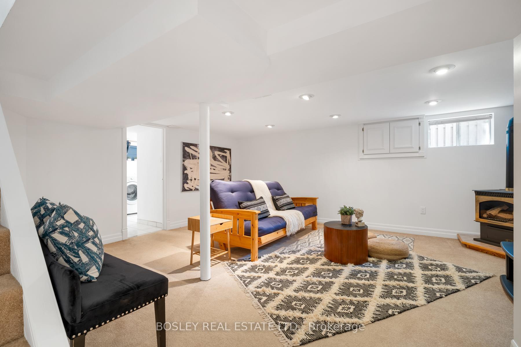 Photo 20 of 129 Linsmore Crescent, Toronto, Danforth Village-East York — HOMEH