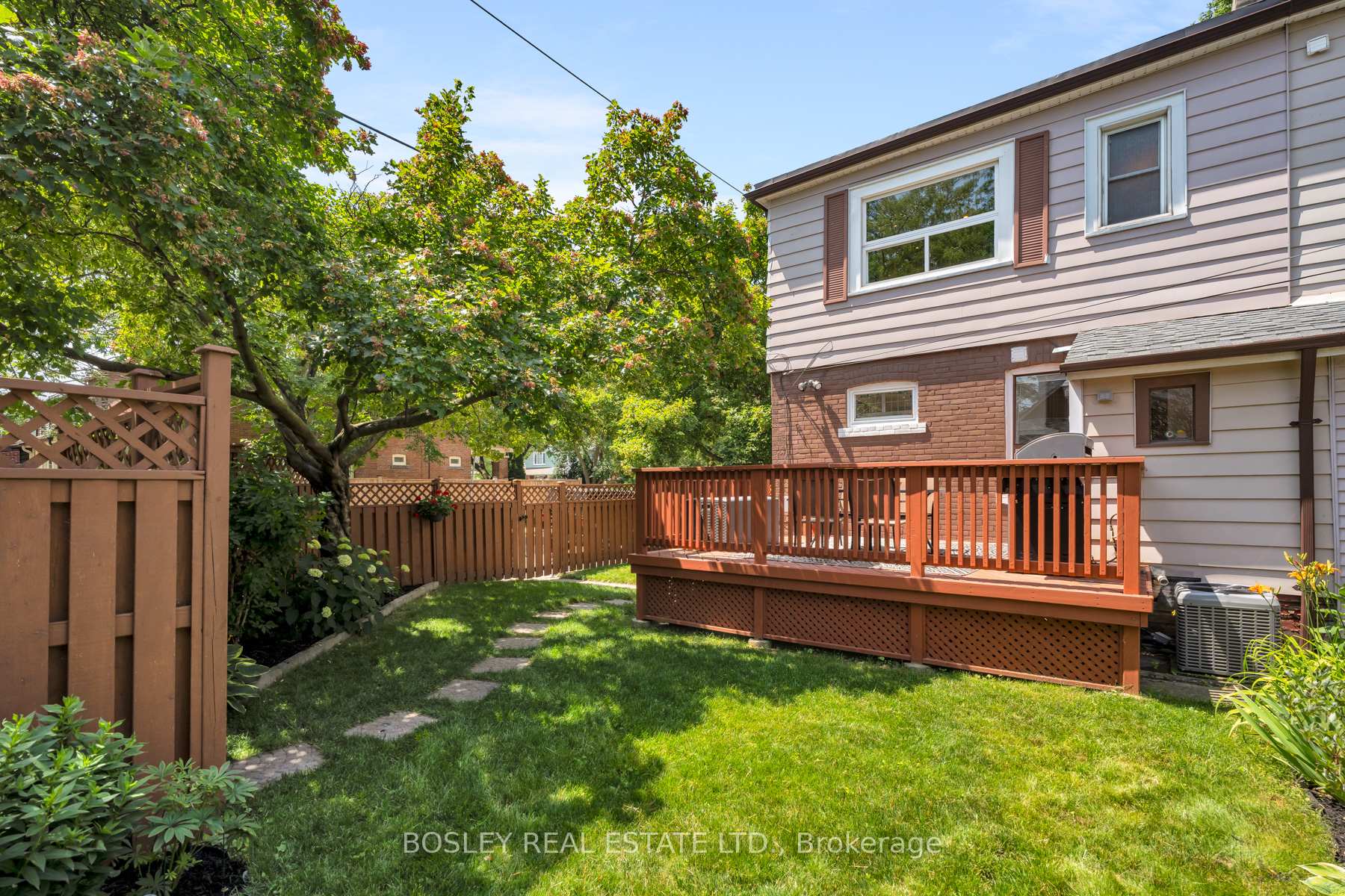 Photo 24 of 129 Linsmore Crescent, Toronto, Danforth Village-East York — HOMEH