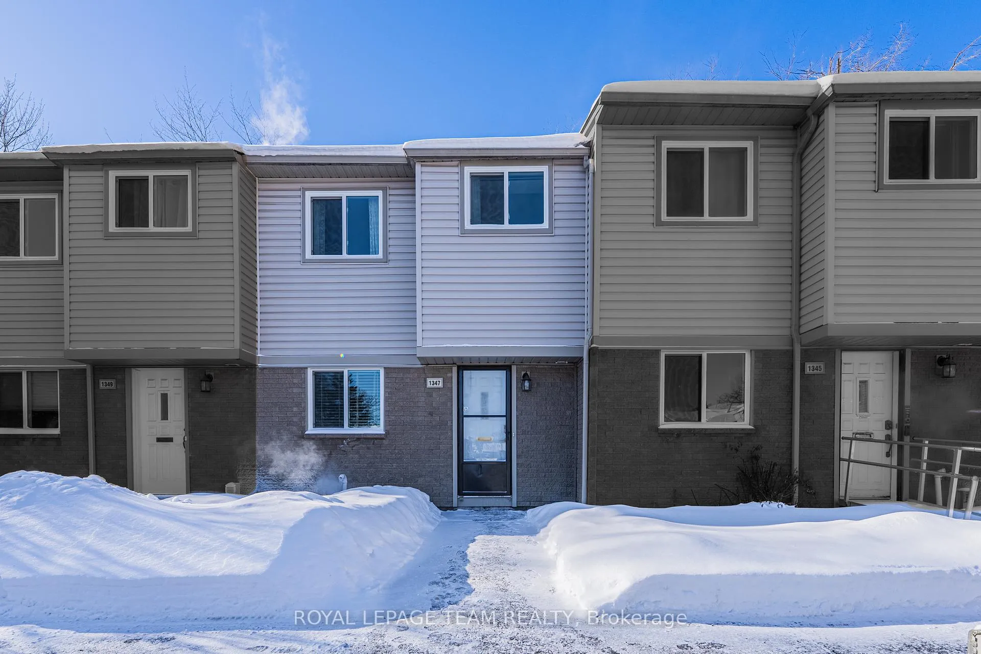 Photo 1 of Unit 67, 1347 Perez Crescent, Ottawa, Carson Grove — HOMEH