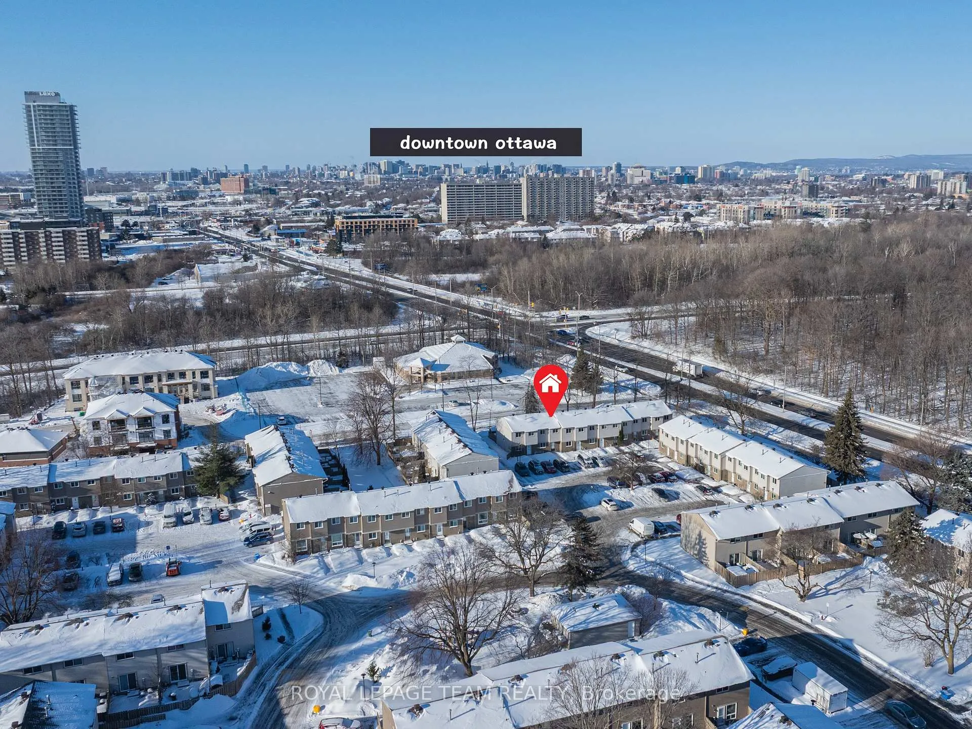 Photo 5 of Unit 67, 1347 Perez Crescent, Ottawa, Carson Grove — HOMEH