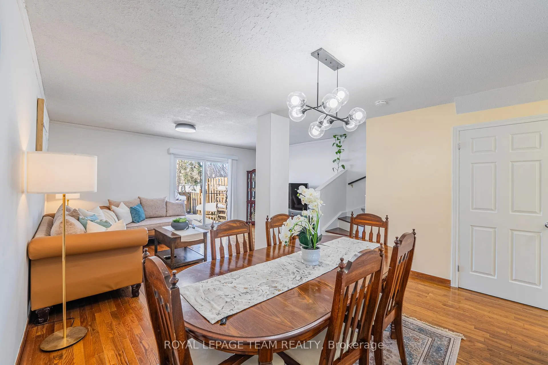 Photo 15 of Unit 67, 1347 Perez Crescent, Ottawa, Carson Grove — HOMEH