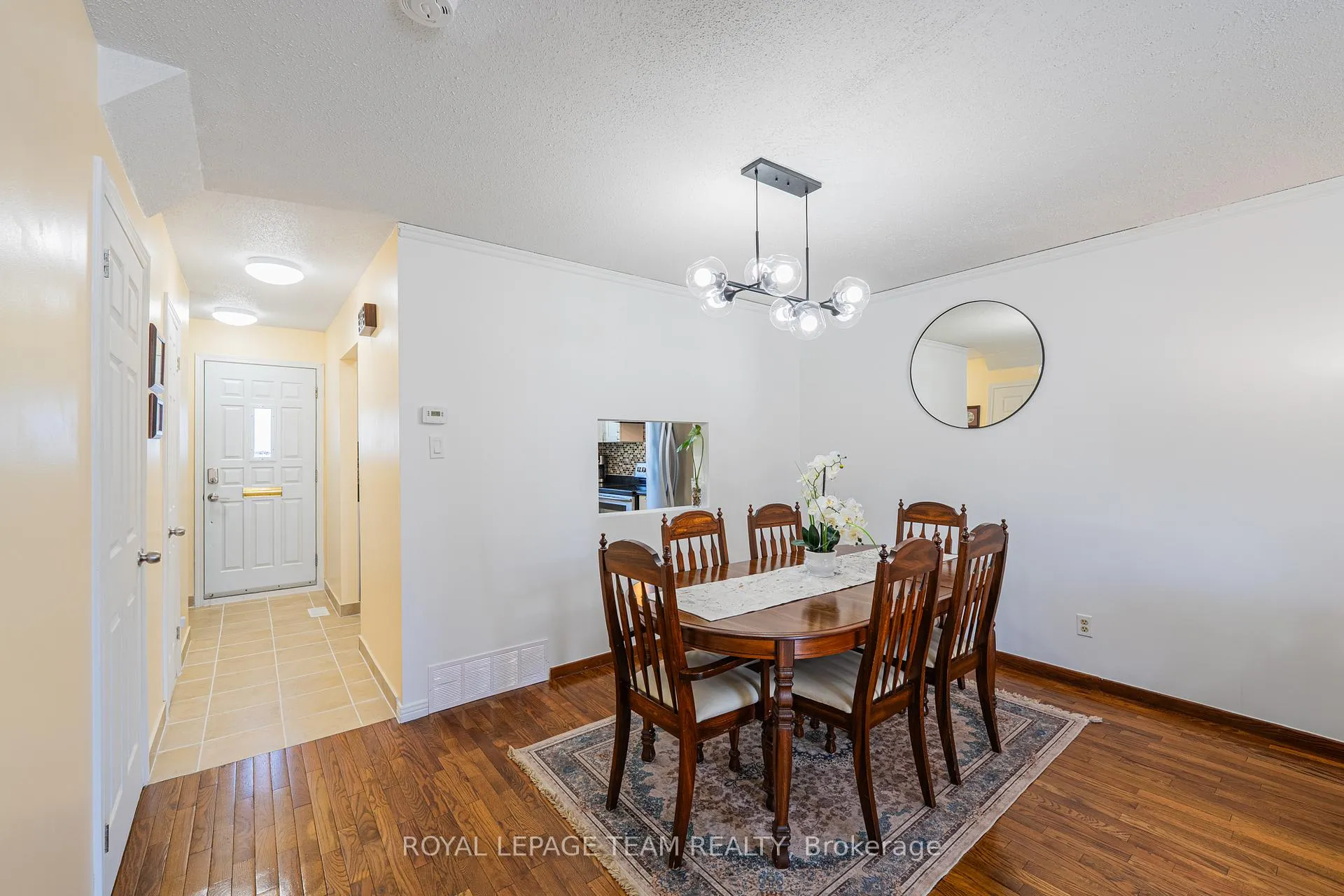 Photo 16 of Unit 67, 1347 Perez Crescent, Ottawa, Carson Grove — HOMEH