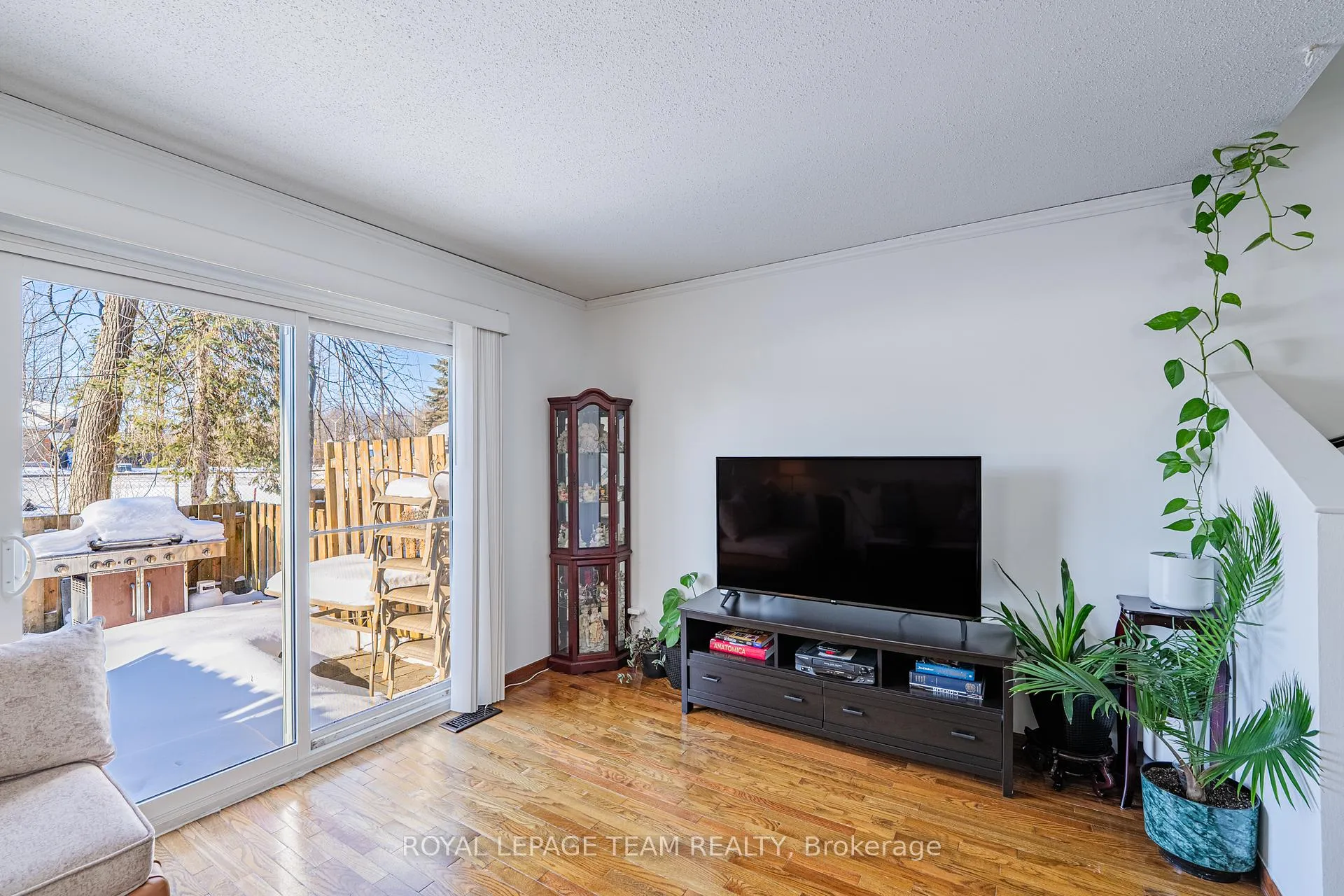 Photo 21 of Unit 67, 1347 Perez Crescent, Ottawa, Carson Grove — HOMEH
