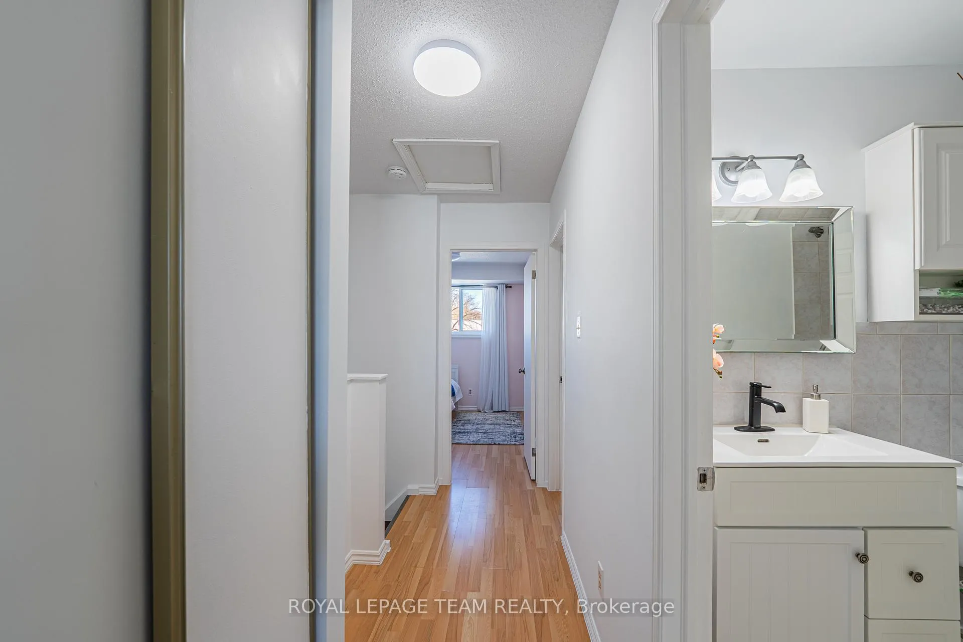 Photo 26 of Unit 67, 1347 Perez Crescent, Ottawa, Carson Grove — HOMEH