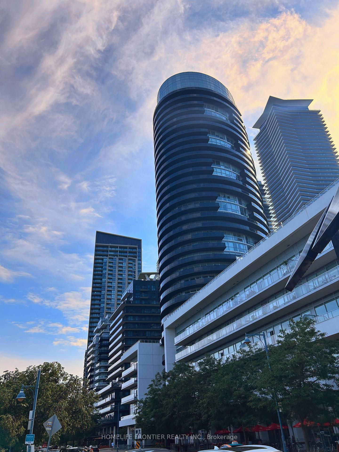 Photo of Unit 606, 80 Marine Parade Drive SW