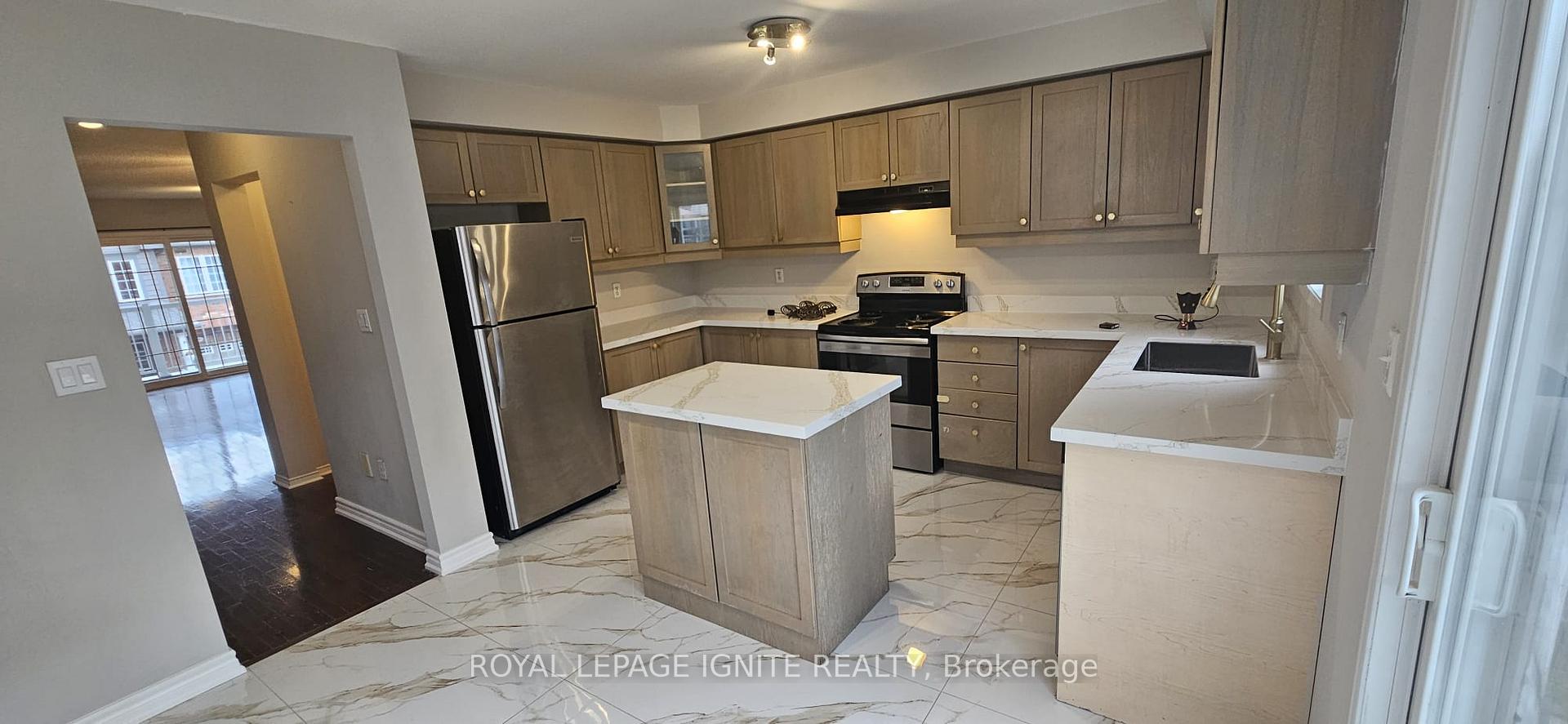 Photo 9 of 62 Ventura Lane, Ajax, Central — HOMEH